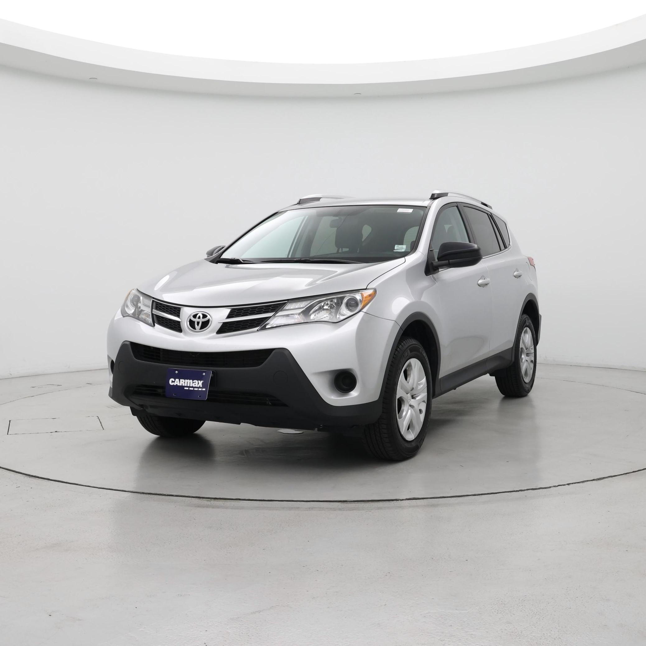 Thumbnail: 2015 Toyota RAV4 - 4