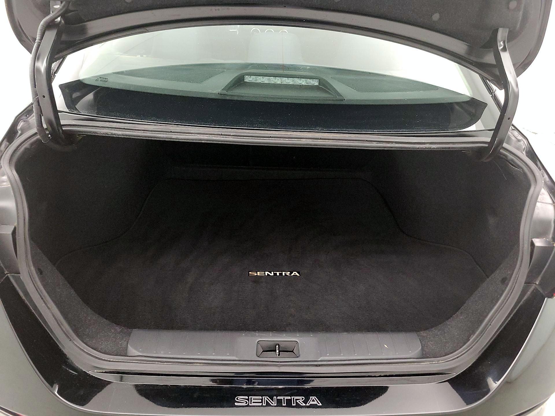 Thumbnail: 2022 Nissan Sentra - 20