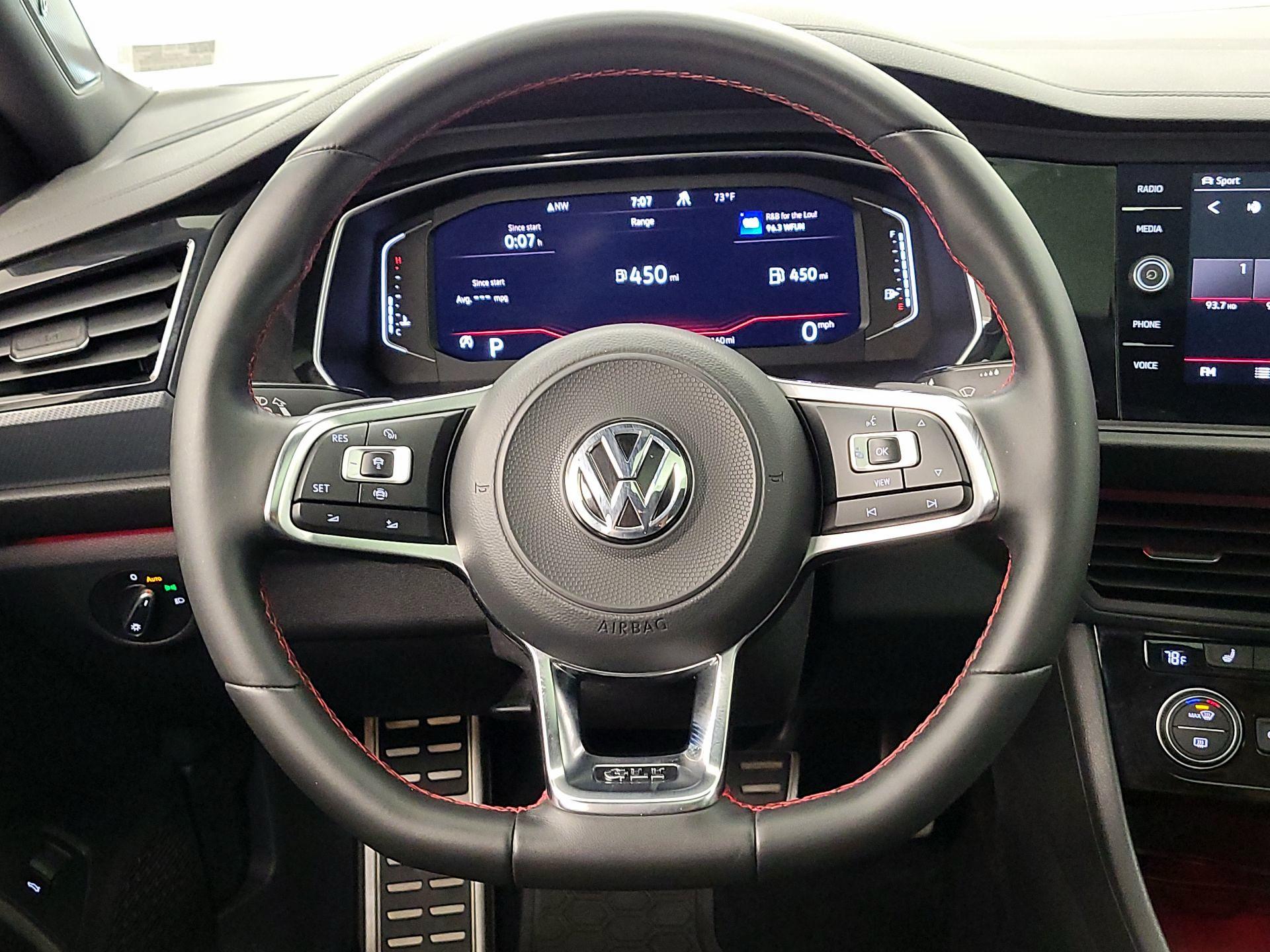 Thumbnail: 2021 Volkswagen Jetta - 10