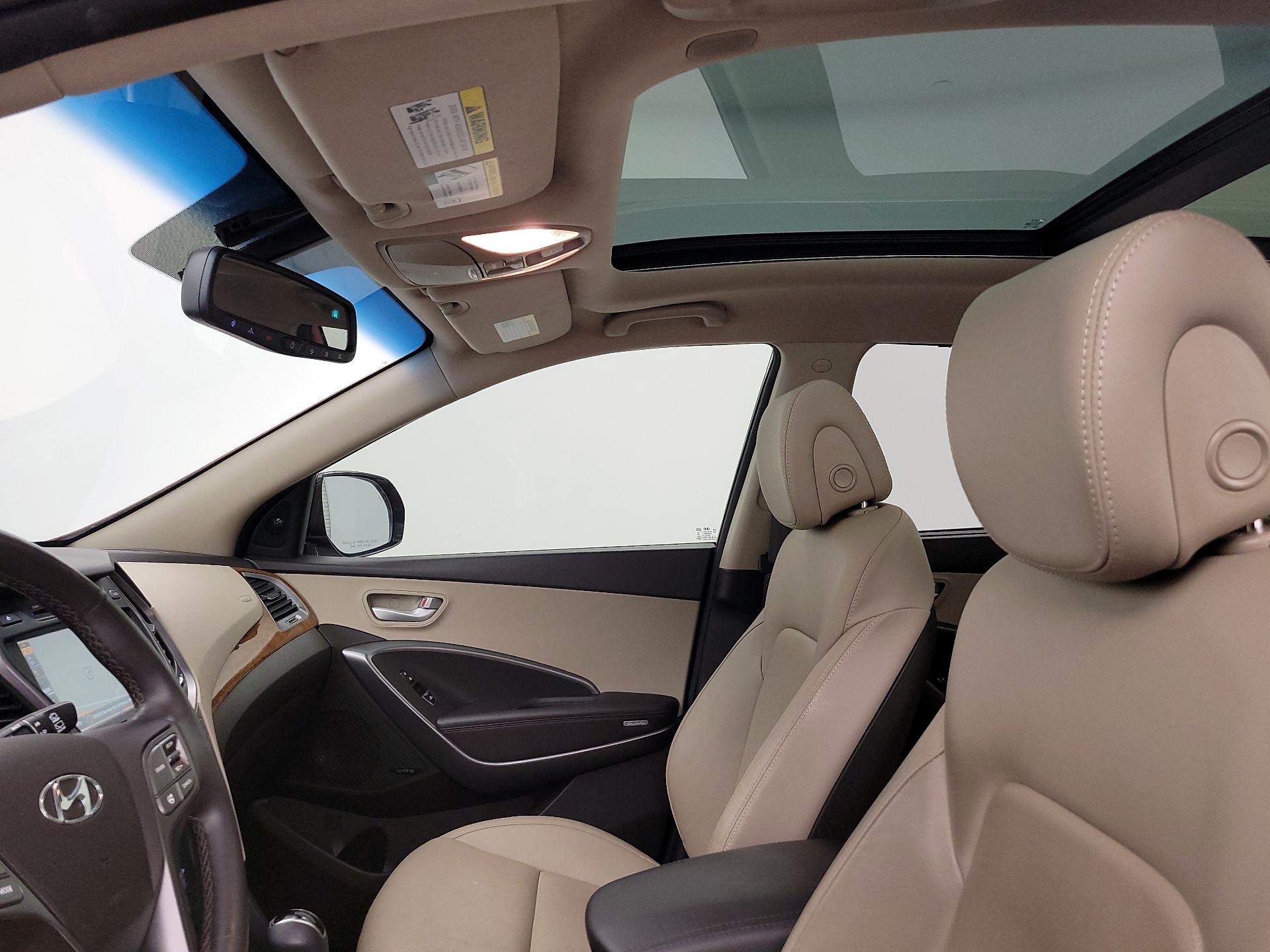 Thumbnail: 2016 Hyundai Santa Fe - 20