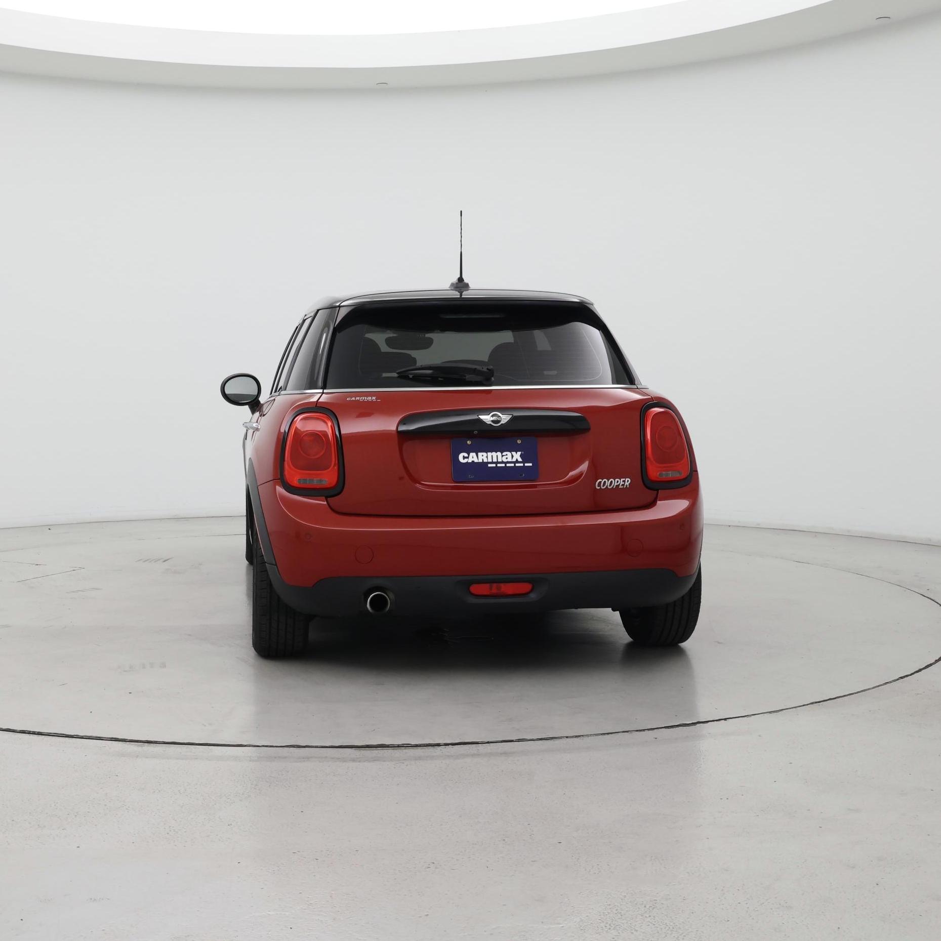 Thumbnail: 2016 MINI Cooper Hardtop - 6