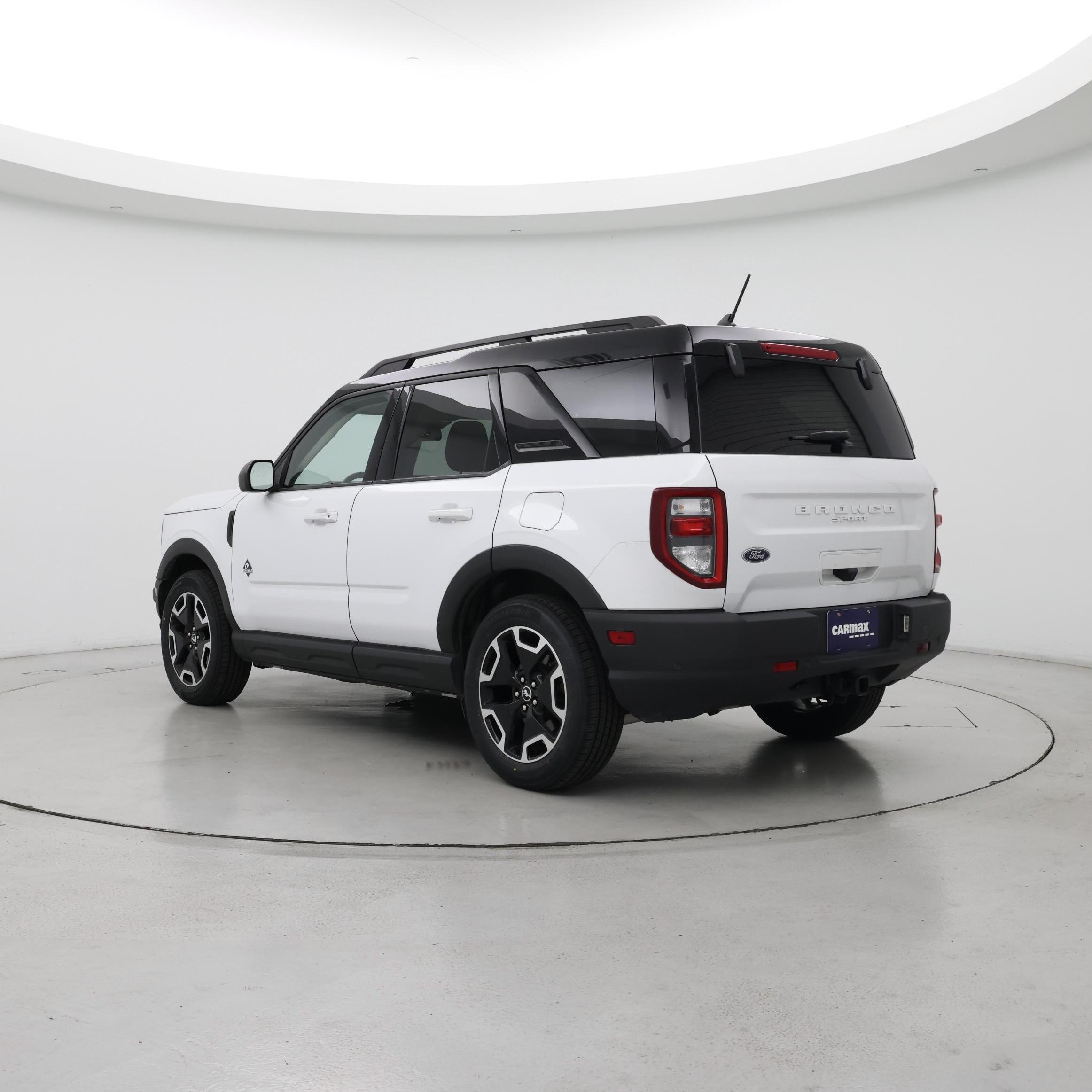 Thumbnail: 2021 Ford Bronco Sport - 2