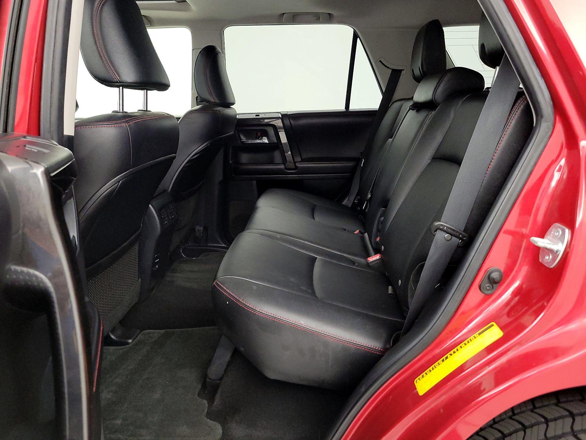 Thumbnail: 2016 Toyota 4Runner - 20