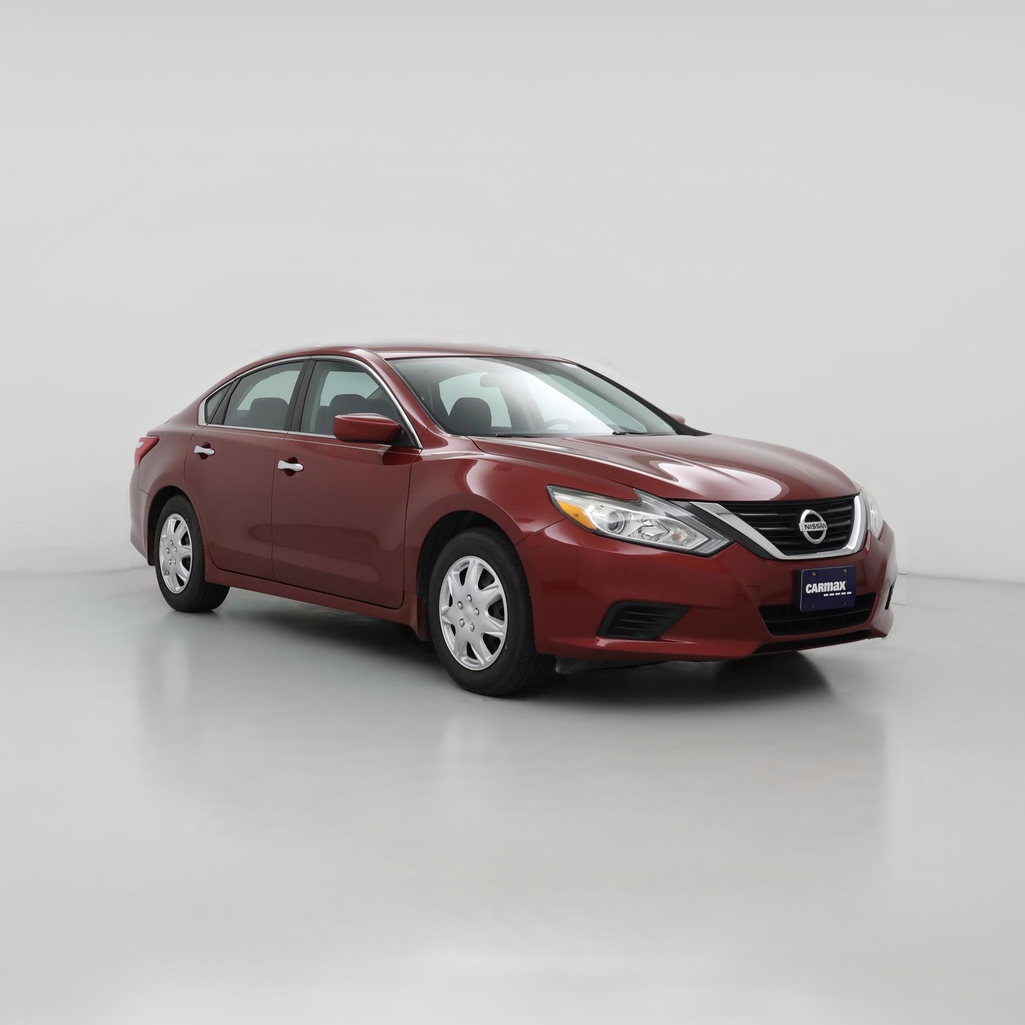 Thumbnail: 2017 Nissan Altima - 1