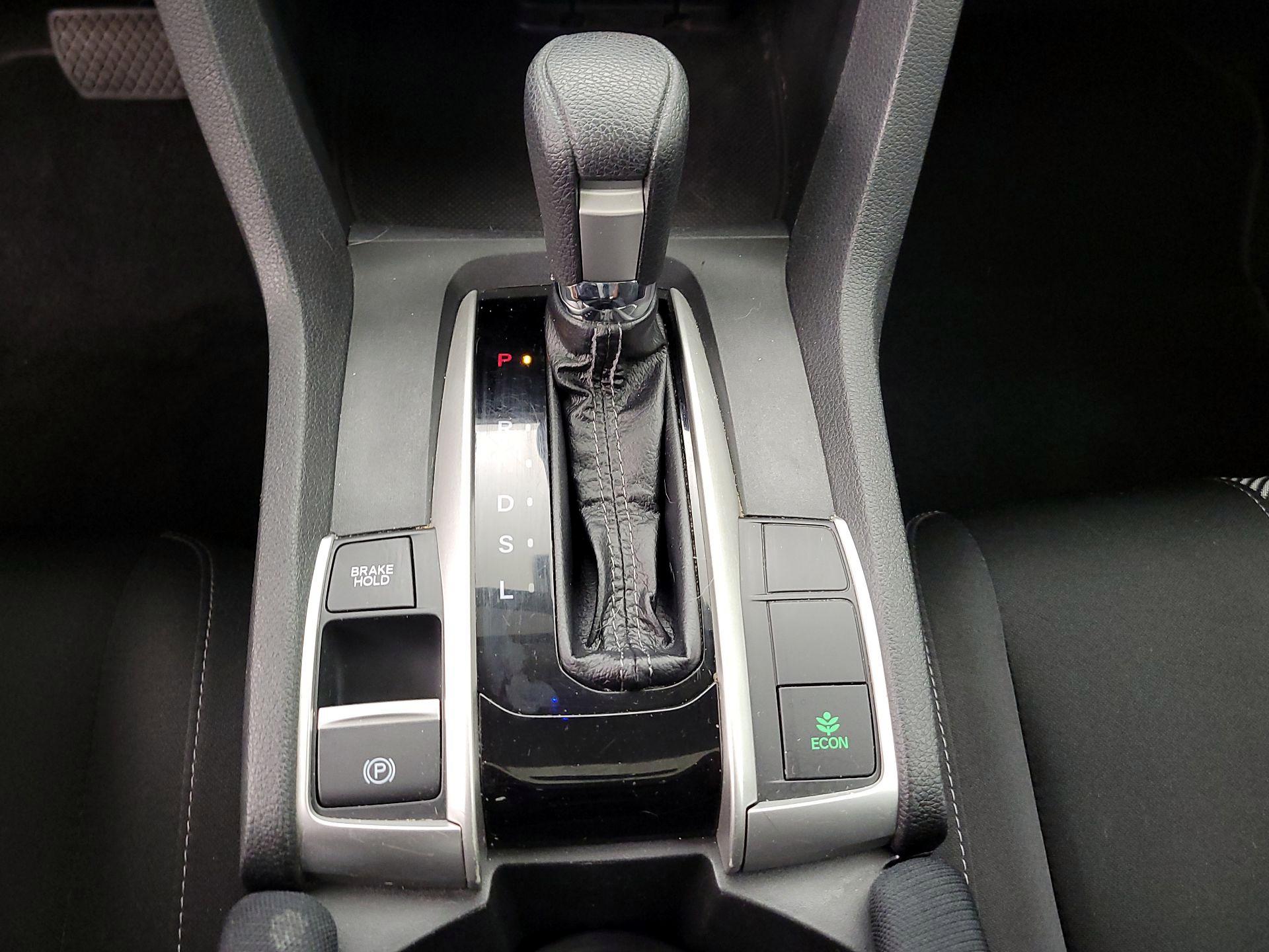 Thumbnail: 2017 Honda Civic - 17