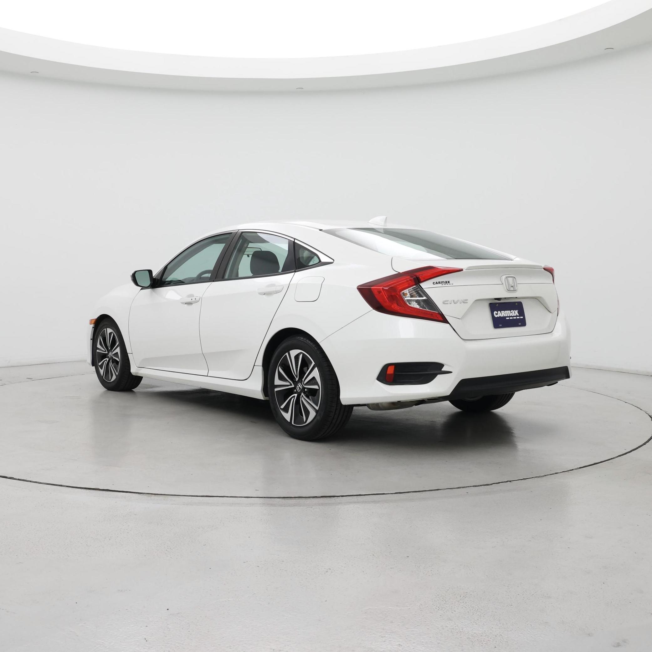 Thumbnail: 2017 Honda Civic - 2