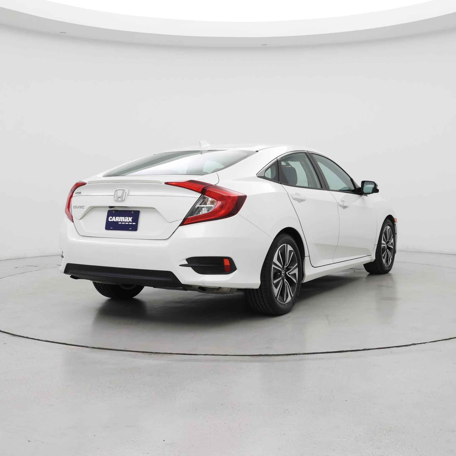 Thumbnail: 2017 Honda Civic - 8
