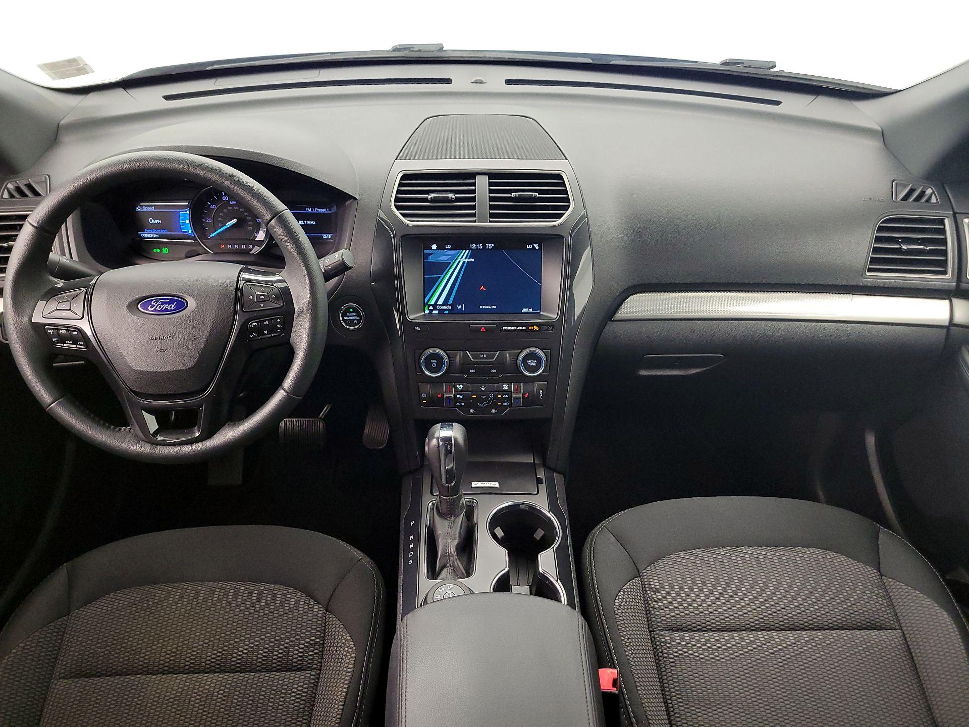 Thumbnail: 2019 Ford Explorer - 9