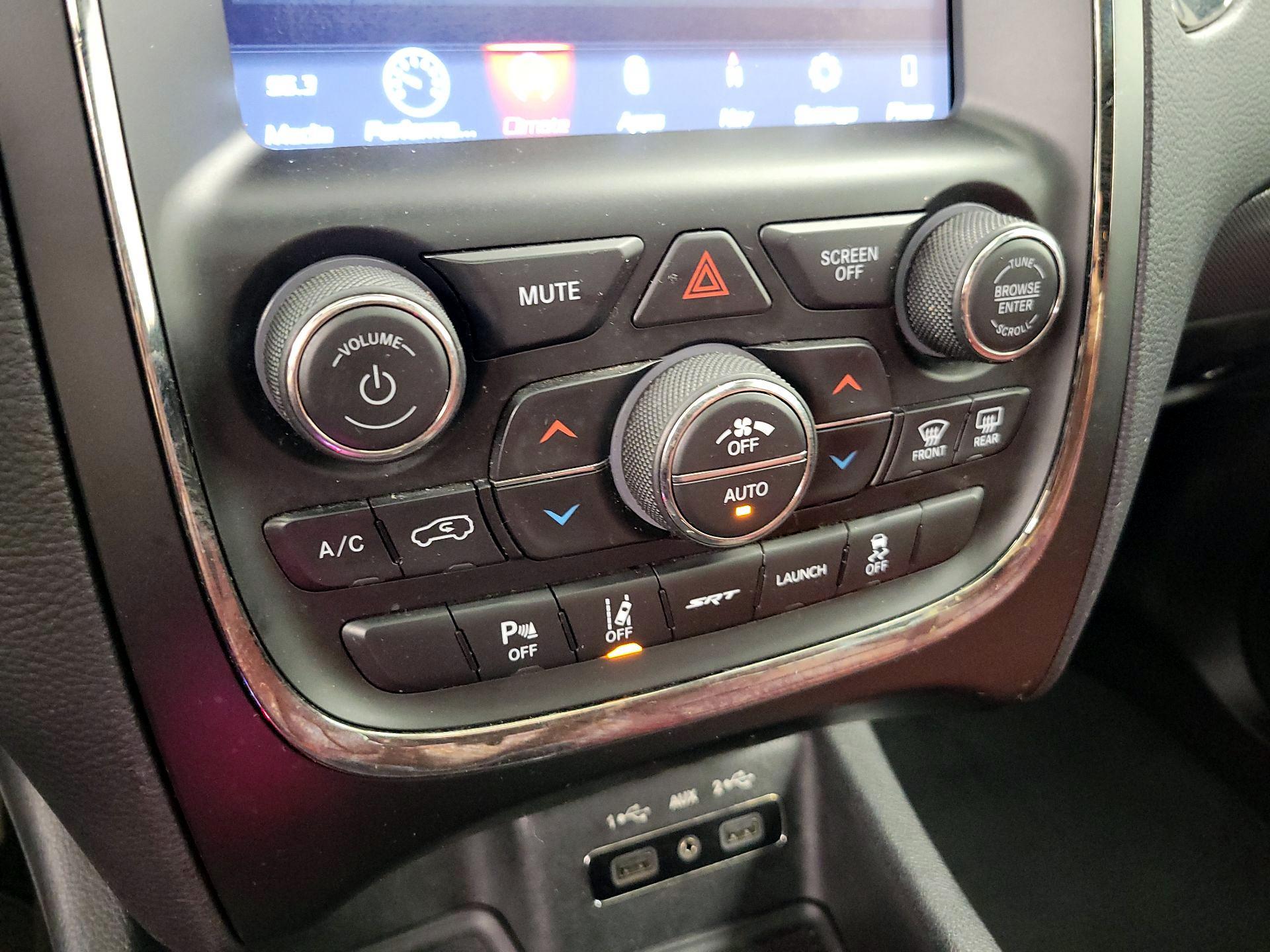Thumbnail: 2020 Dodge Durango - 17
