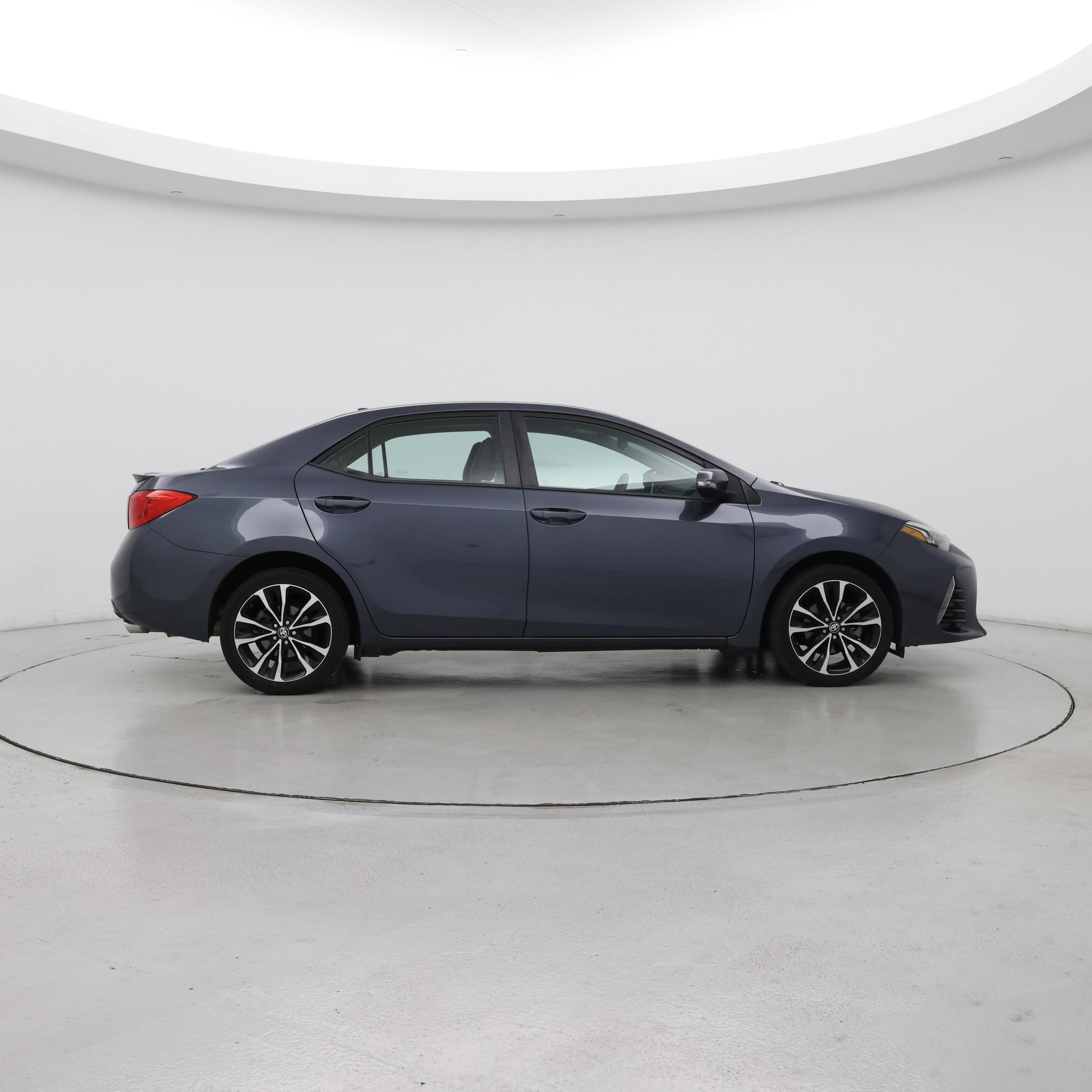 Thumbnail: 2017 Toyota Corolla - 7