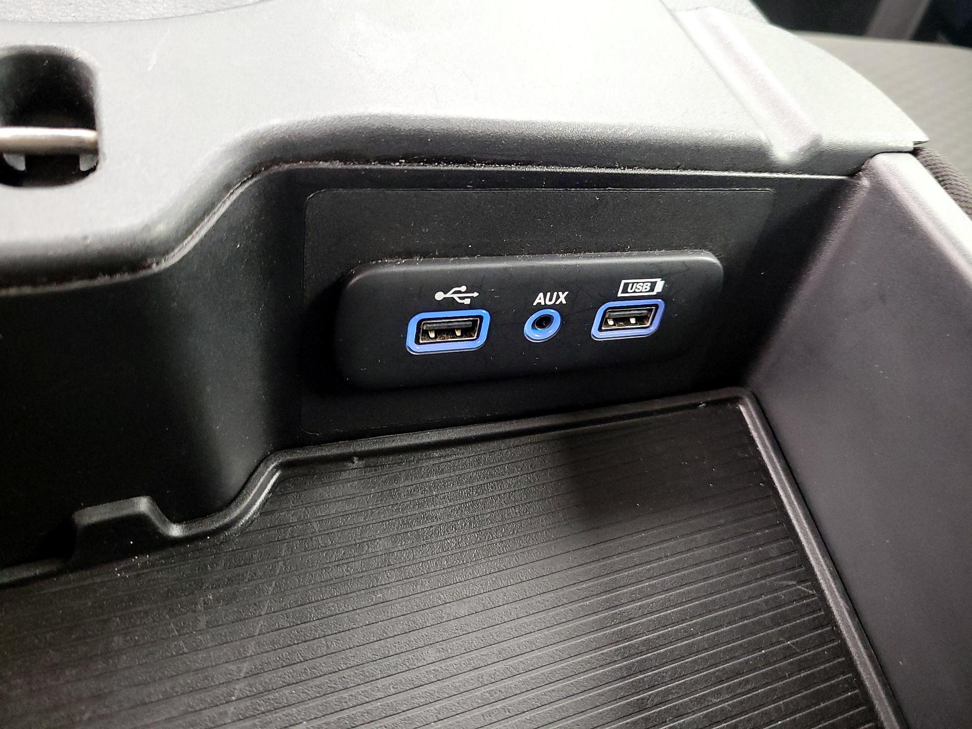 Thumbnail: 2020 RAM 1500 Classic - 17
