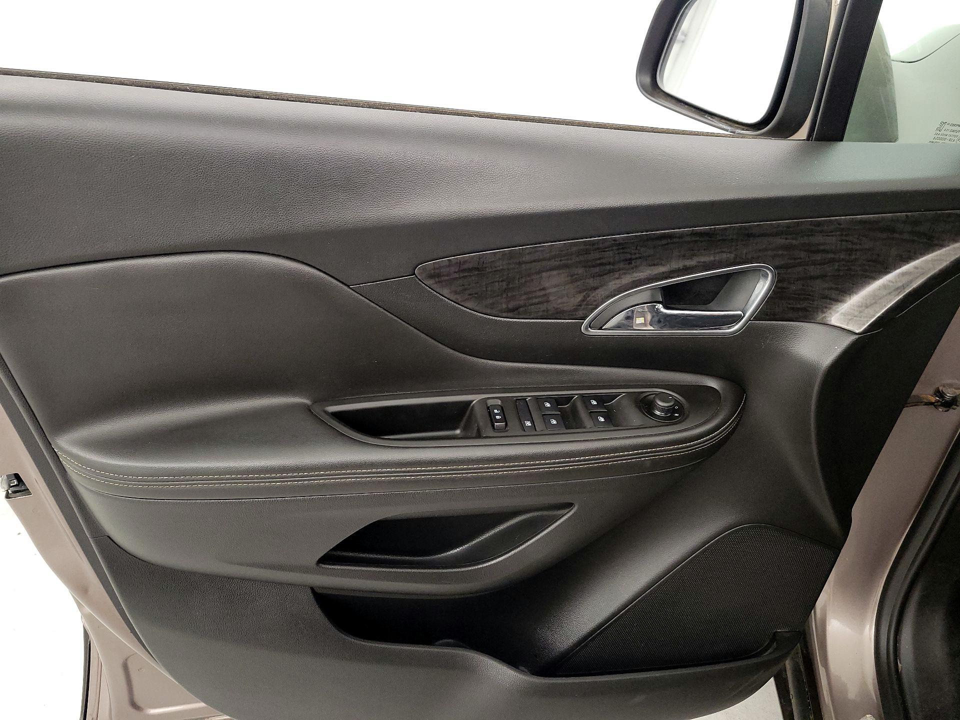 Thumbnail: 2015 Buick Encore - 12