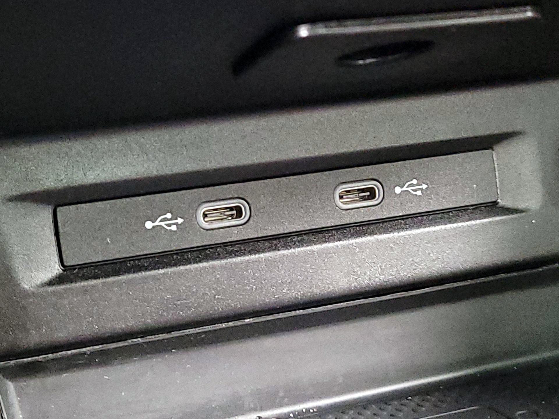 Thumbnail: 2024 Volkswagen Tiguan - 18