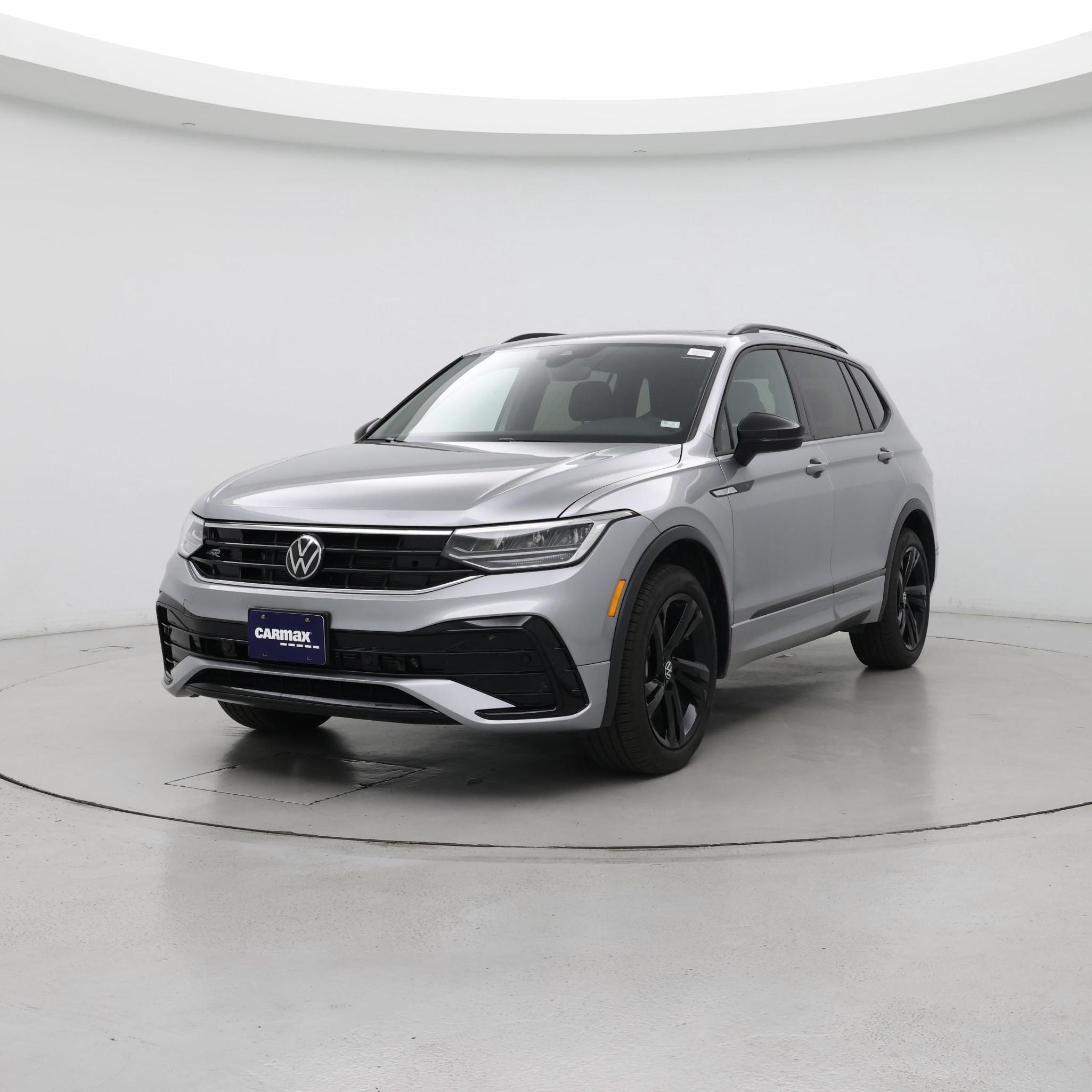 Thumbnail: 2024 Volkswagen Tiguan - 4