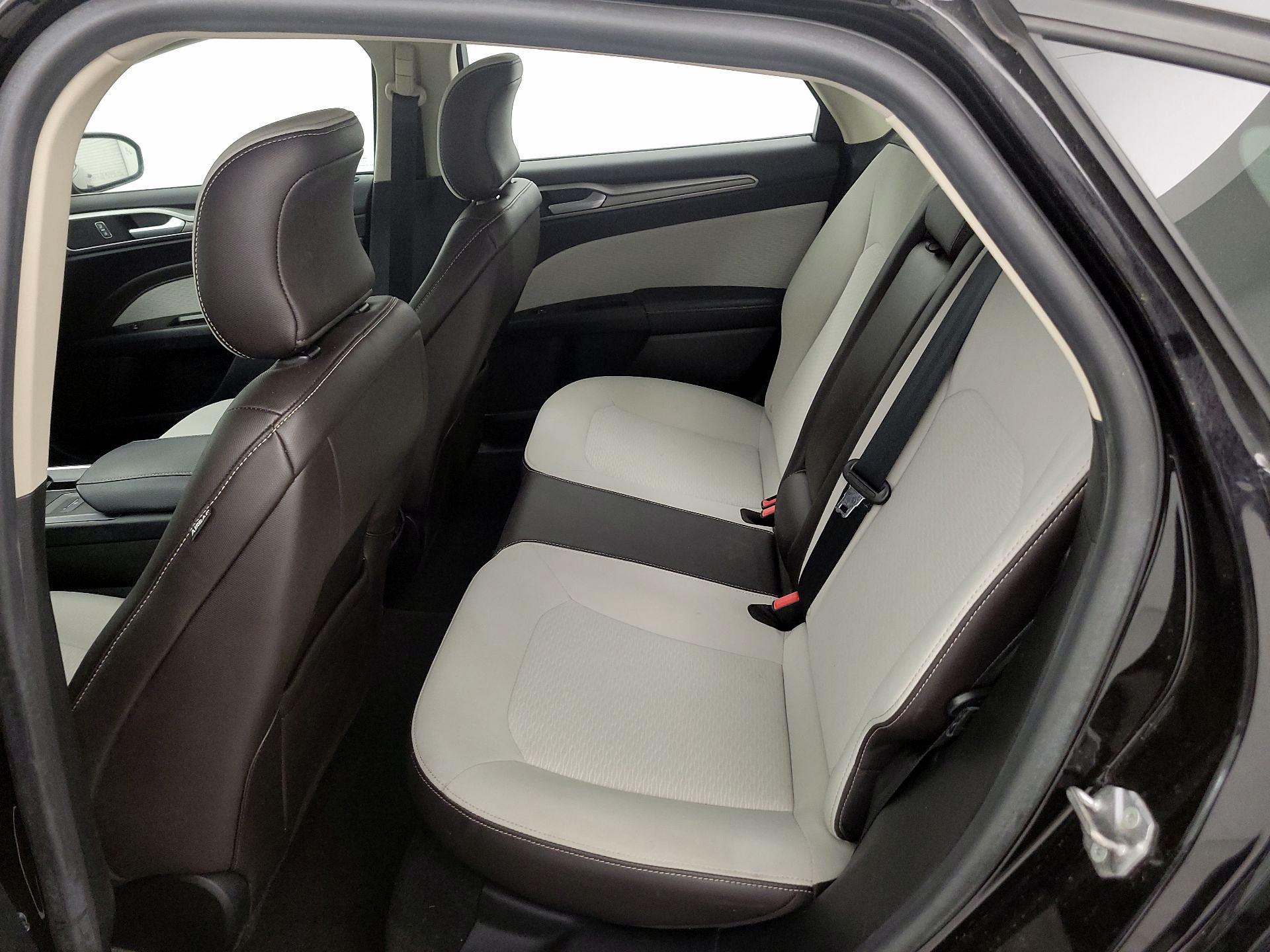 Thumbnail: 2019 Ford Fusion - 19