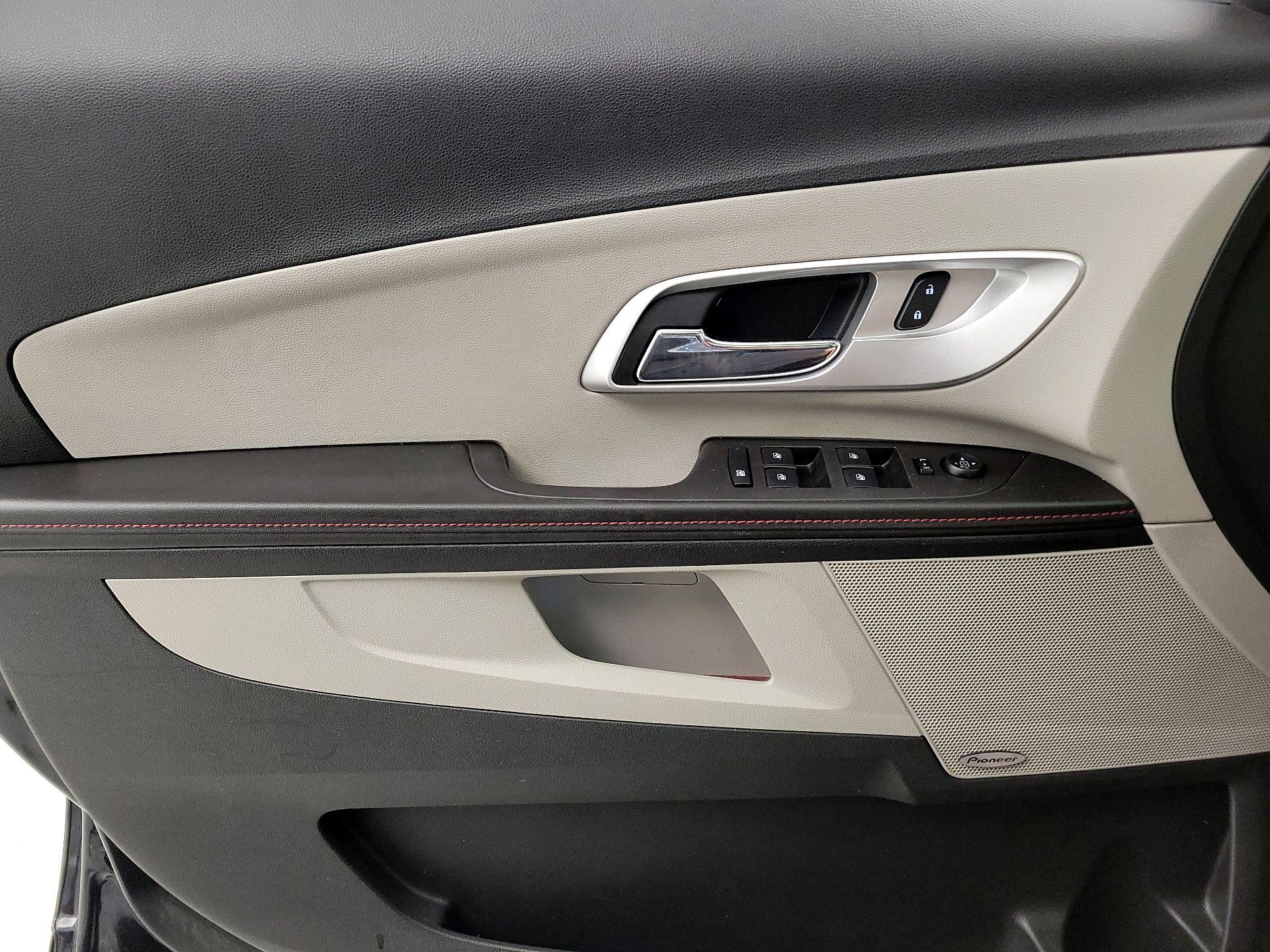 Thumbnail: 2015 Chevrolet Equinox - 12