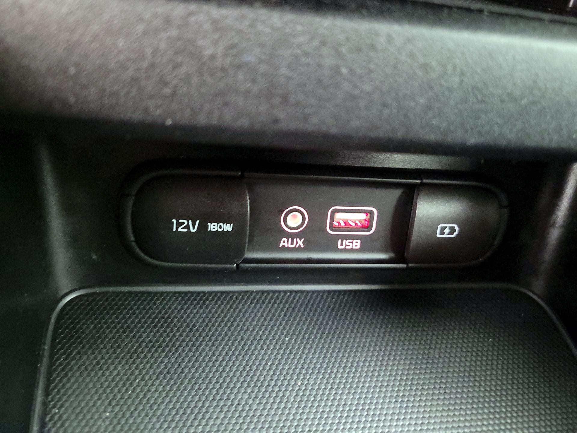 Thumbnail: 2021 Kia Forte - 18
