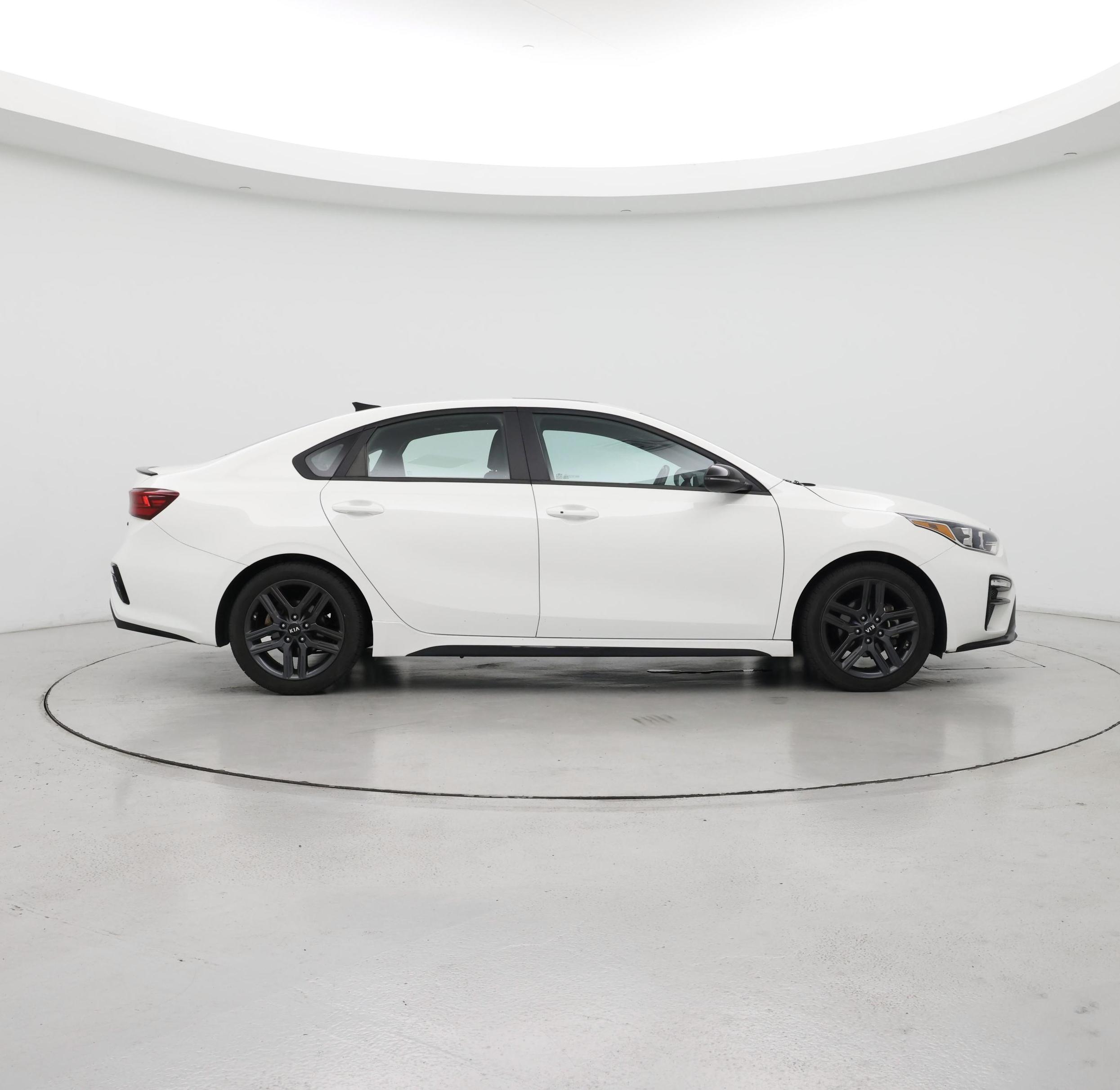 Thumbnail: 2021 Kia Forte - 7