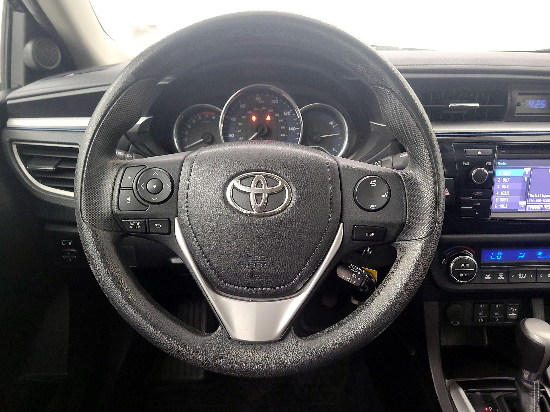 Thumbnail: 2014 Toyota Corolla - 10
