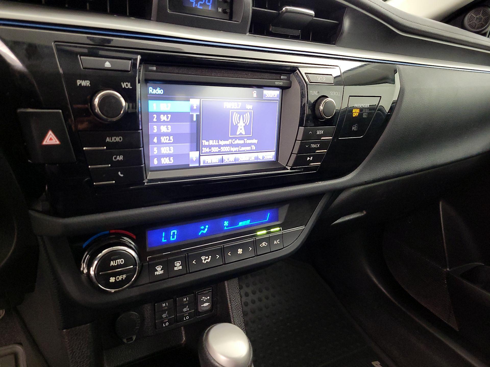 Thumbnail: 2014 Toyota Corolla - 15