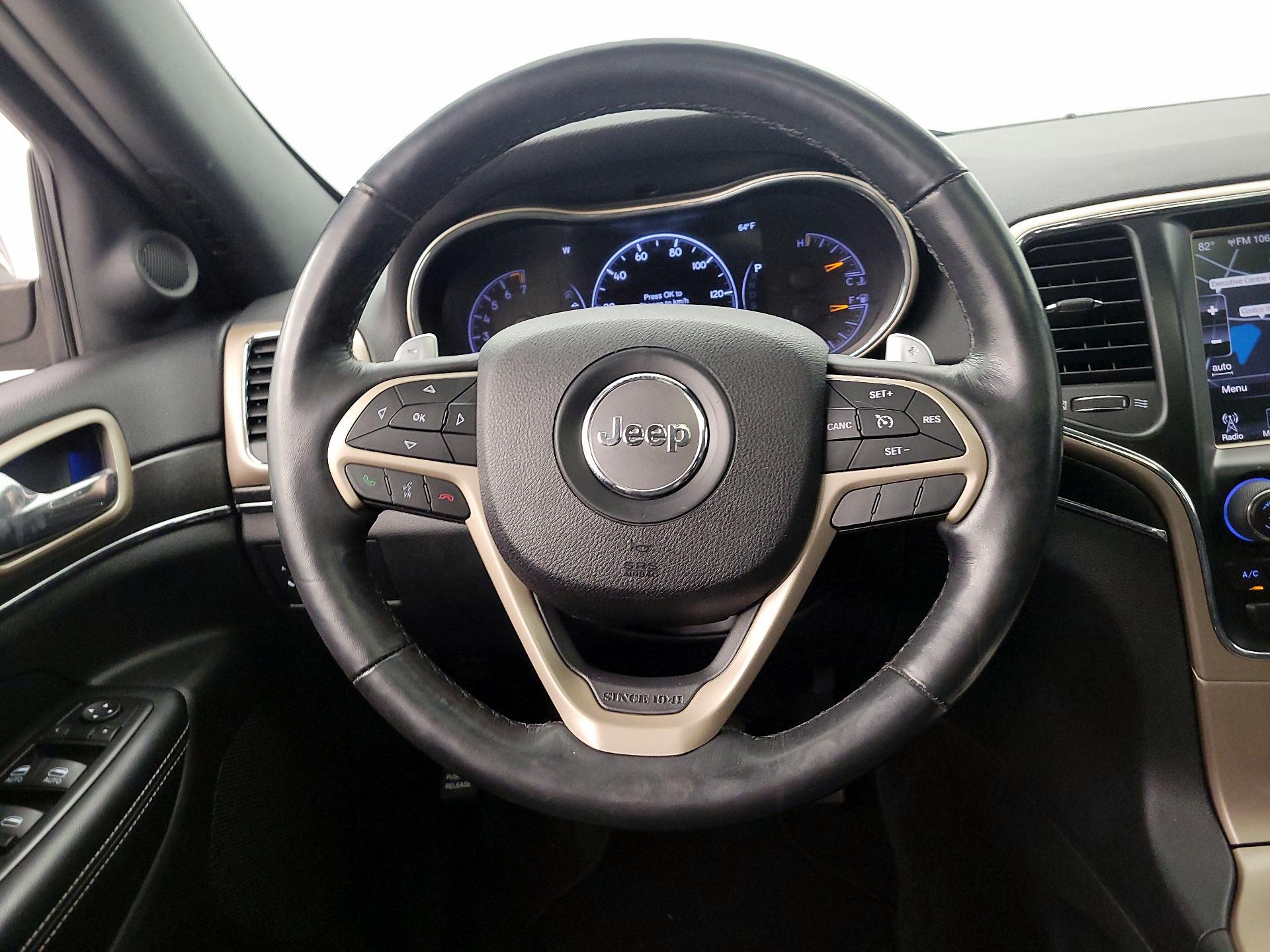 Thumbnail: 2015 Jeep Grand Cherokee - 10