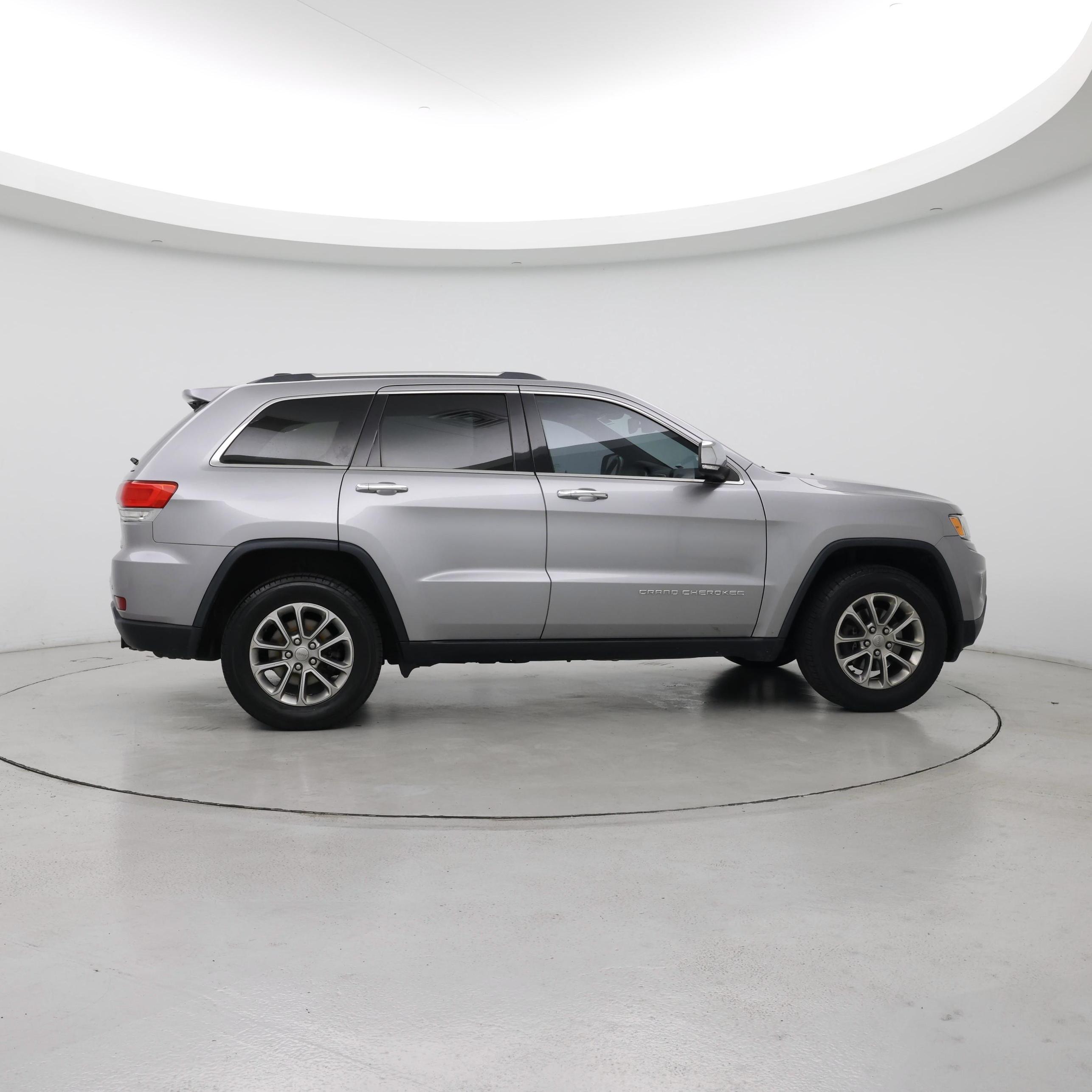 Thumbnail: 2015 Jeep Grand Cherokee - 7