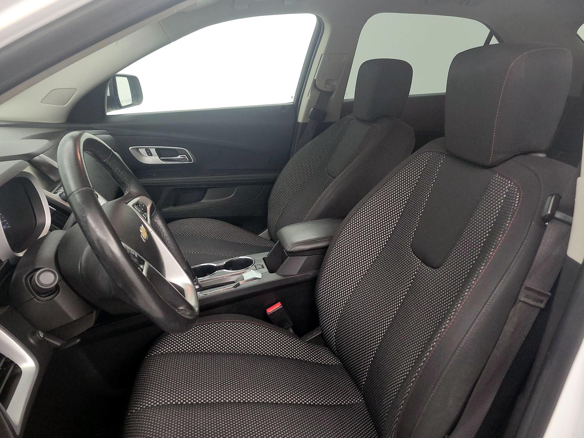 Thumbnail: 2016 Chevrolet Equinox - 11