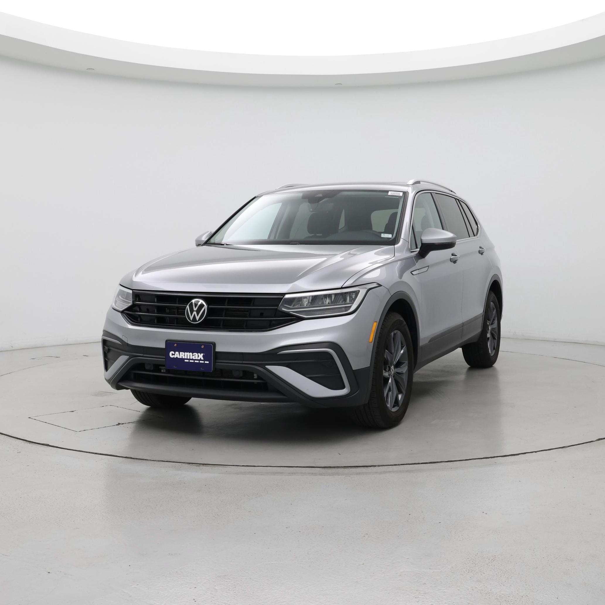 Thumbnail: 2024 Volkswagen Tiguan - 4