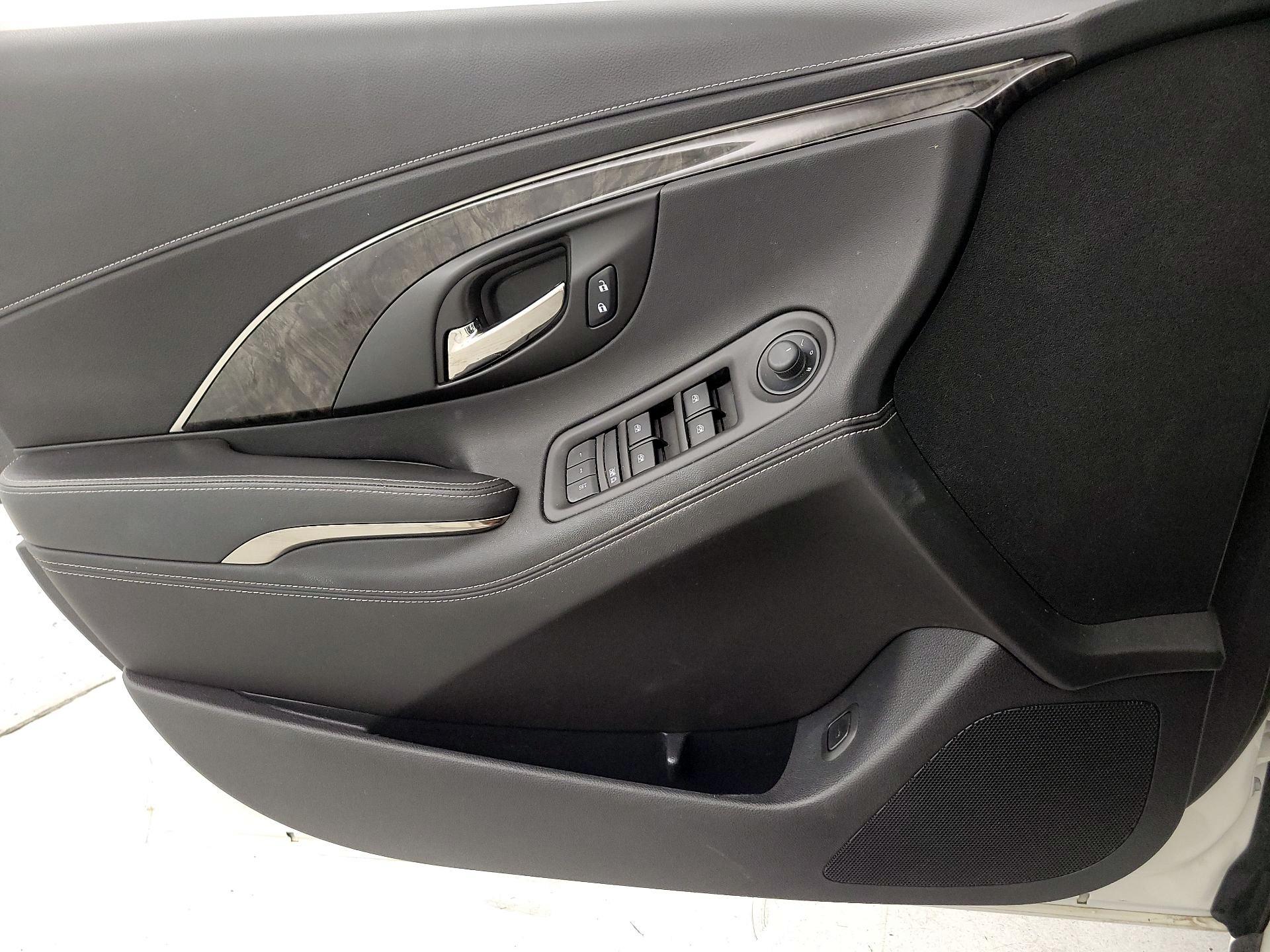 Thumbnail: 2014 Buick LaCrosse - 12