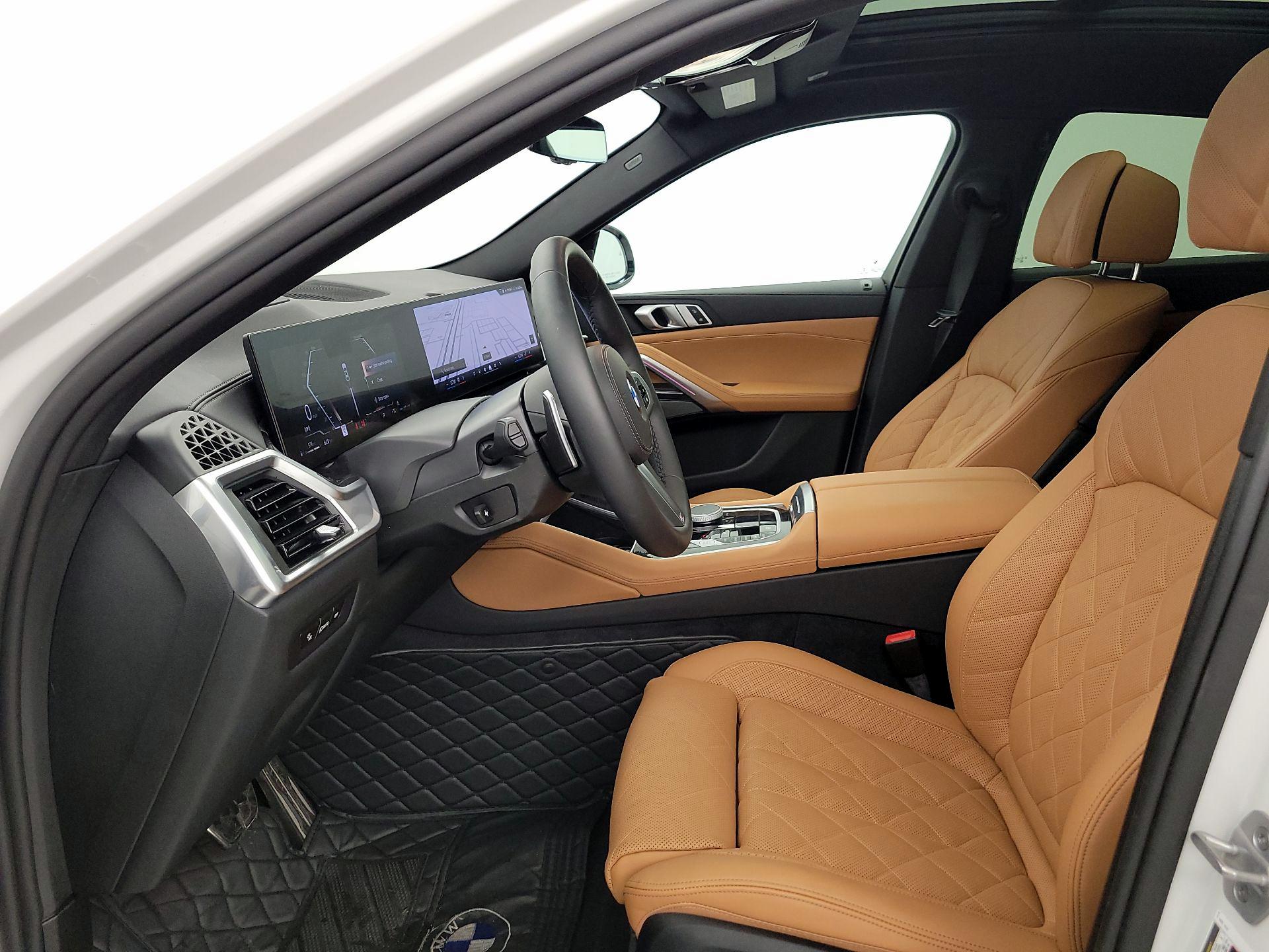 Thumbnail: 2025 BMW X6 - 11
