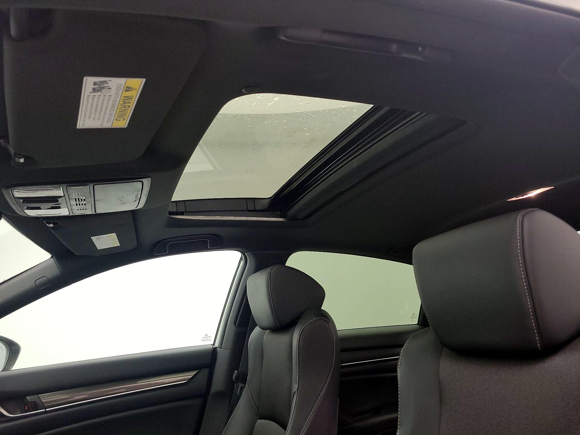 Thumbnail: 2018 Honda Accord - 19