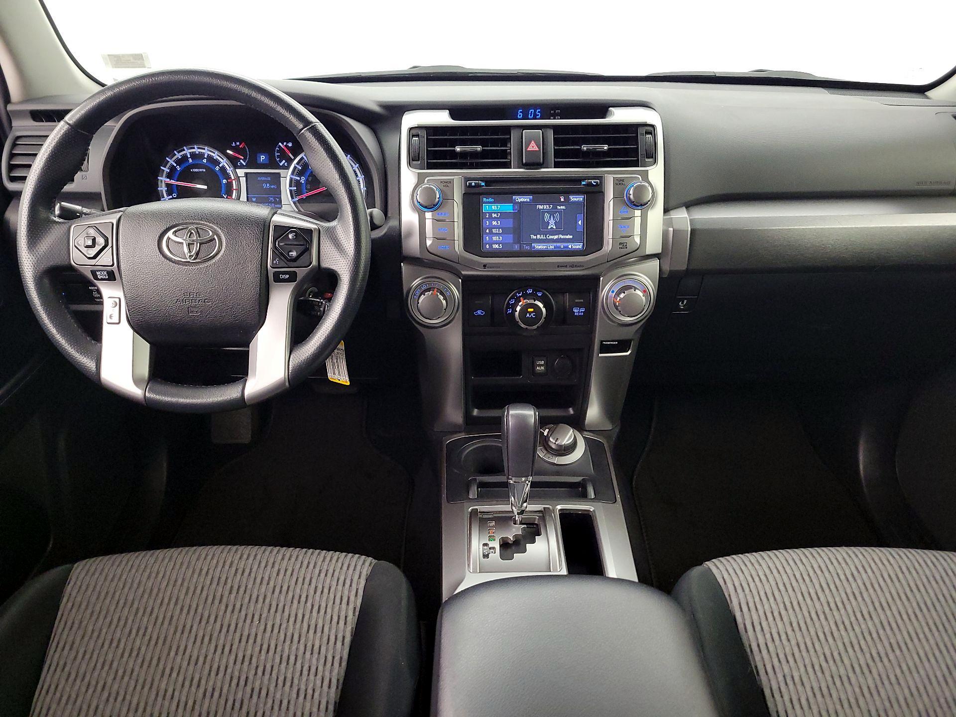 Thumbnail: 2016 Toyota 4Runner - 9