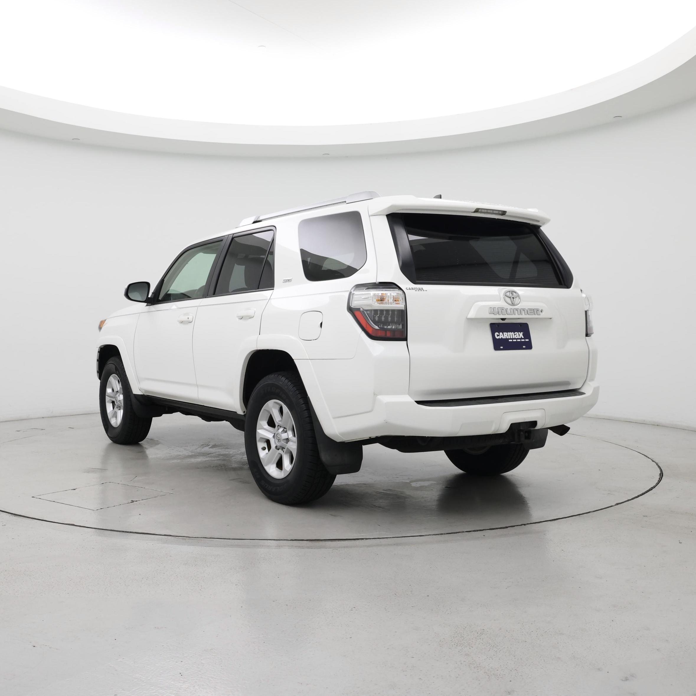 Thumbnail: 2016 Toyota 4Runner - 2
