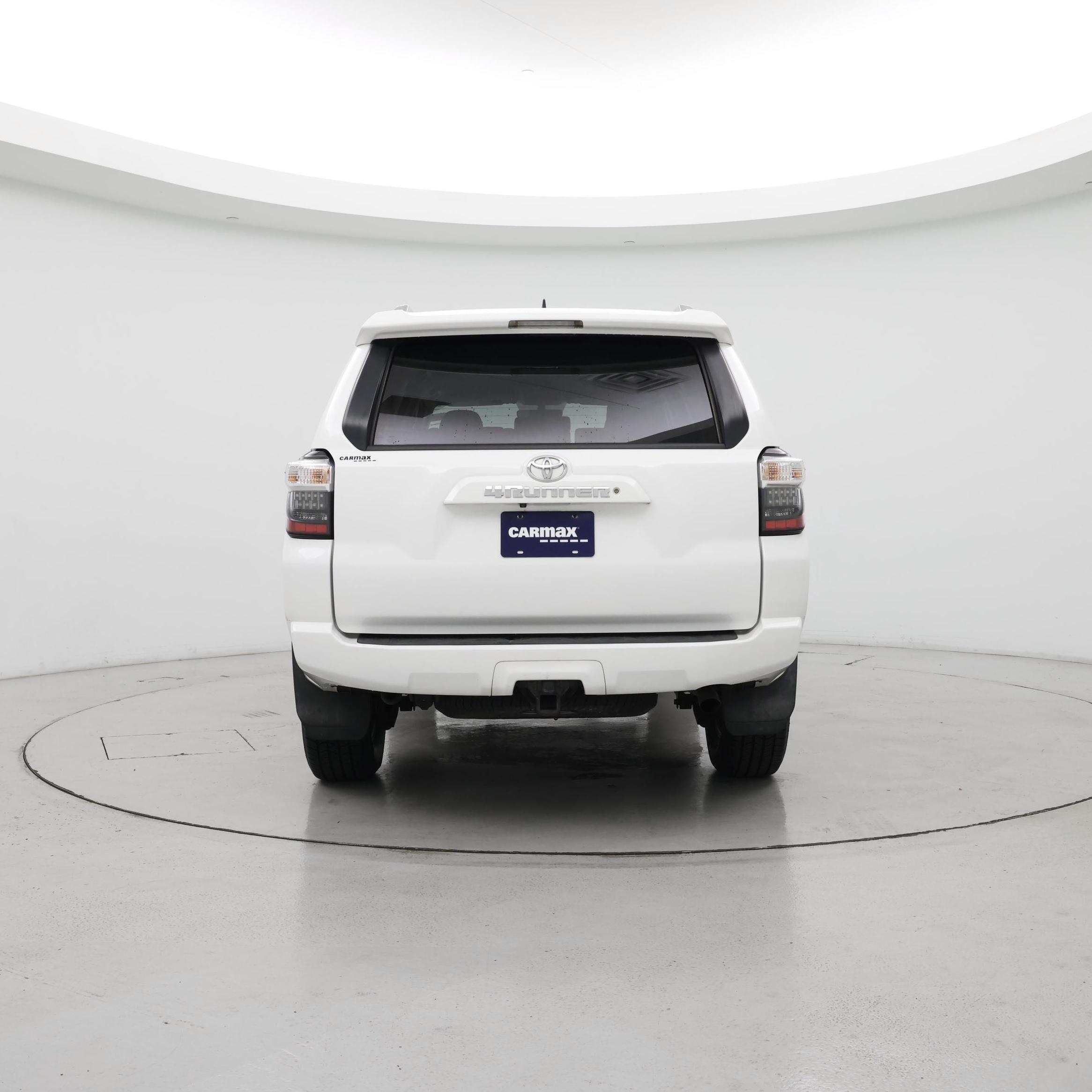 Thumbnail: 2016 Toyota 4Runner - 6