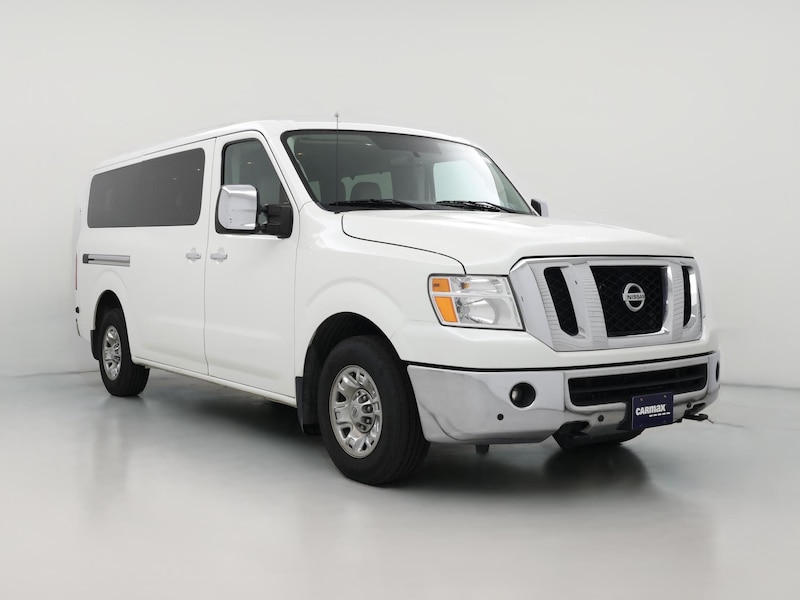 2019 Nissan NV 3500 S -
                  Springfield, MO