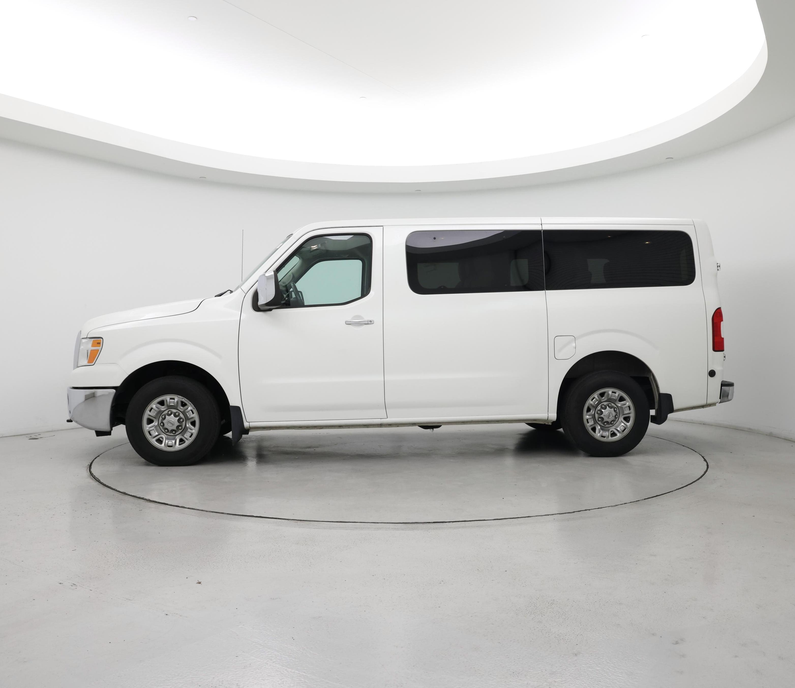 Thumbnail: 2019 Nissan NV - 3