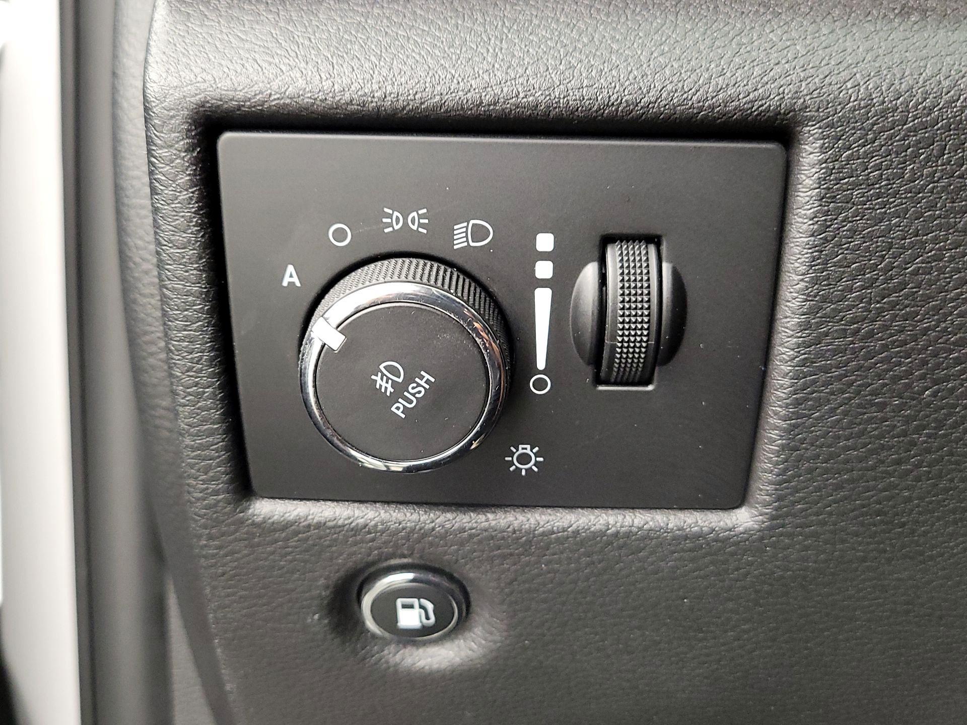 Thumbnail: 2019 Jeep Grand Cherokee - 13