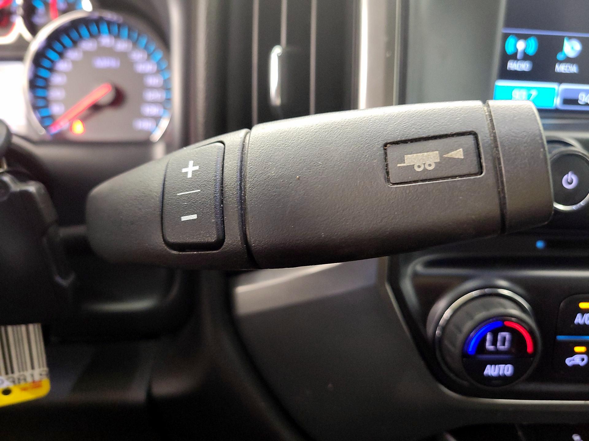 Thumbnail: 2019 Chevrolet Silverado 1500 - 17