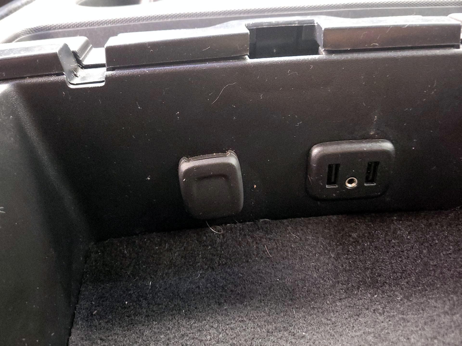 Thumbnail: 2019 Chevrolet Silverado 1500 - 18