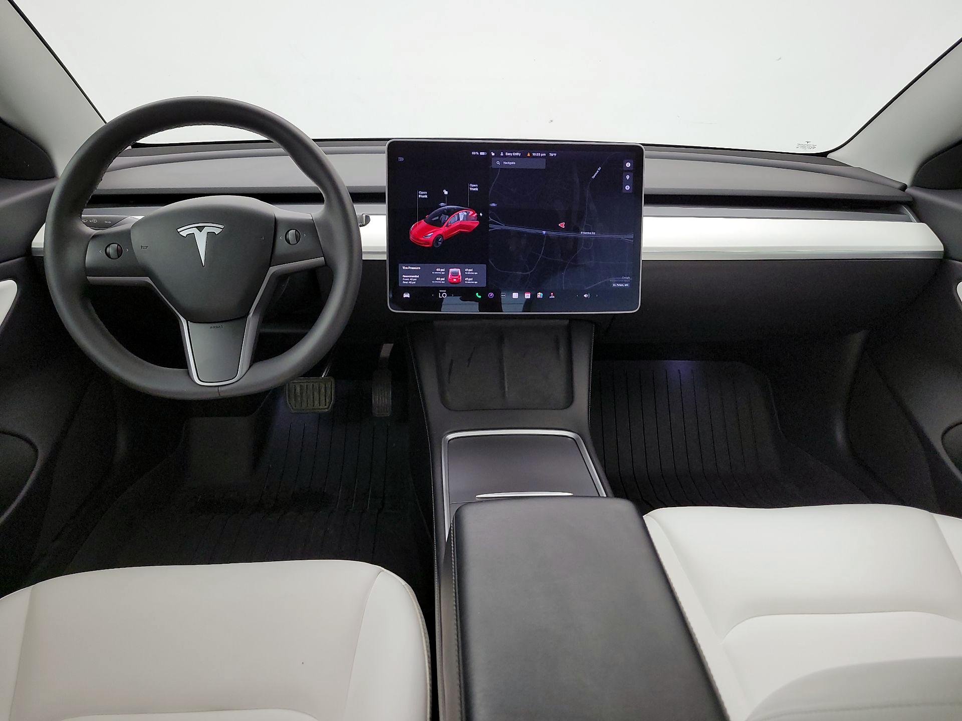Thumbnail: 2021 Tesla Model 3 - 9