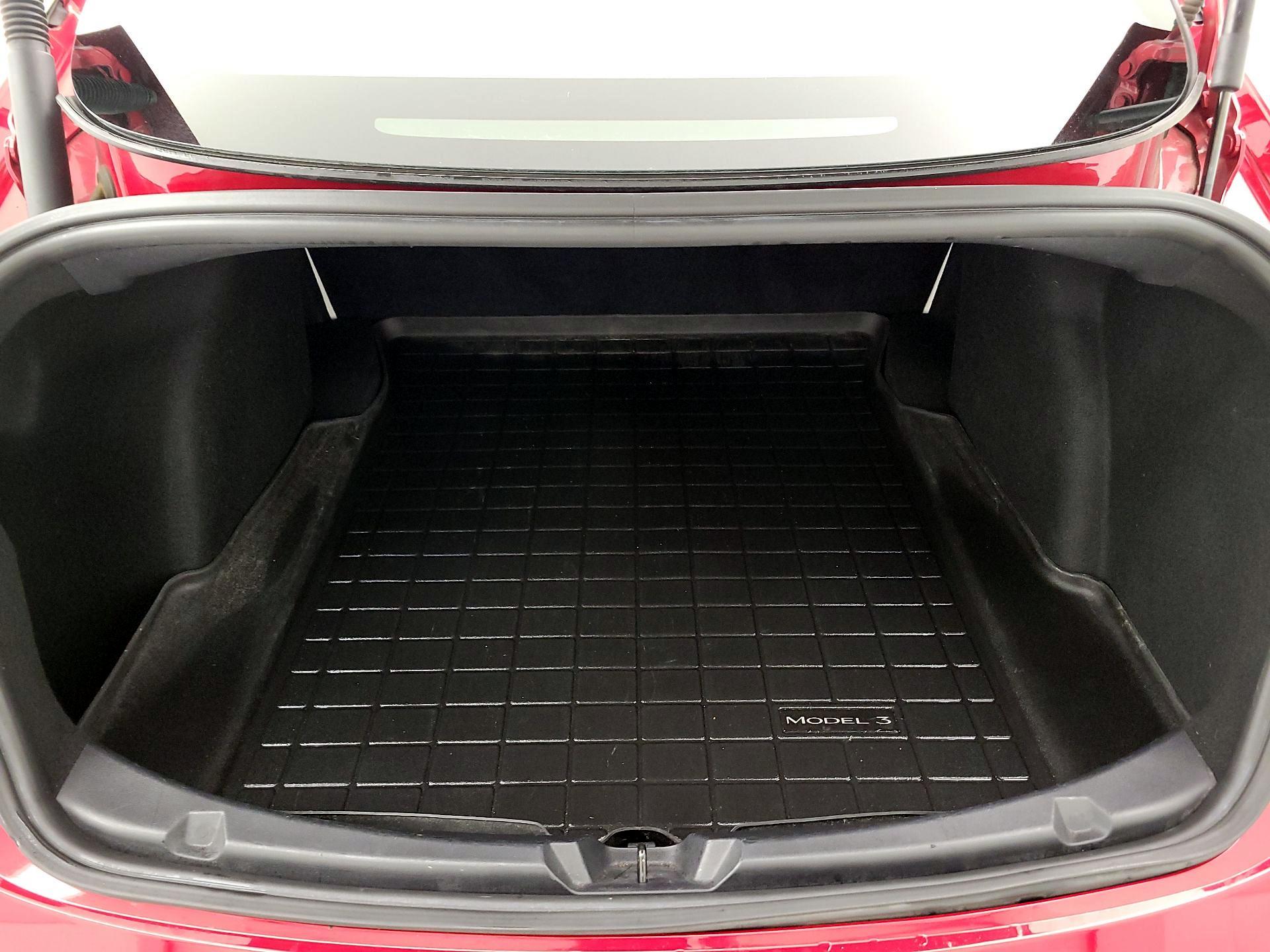 Thumbnail: 2021 Tesla Model 3 - 19