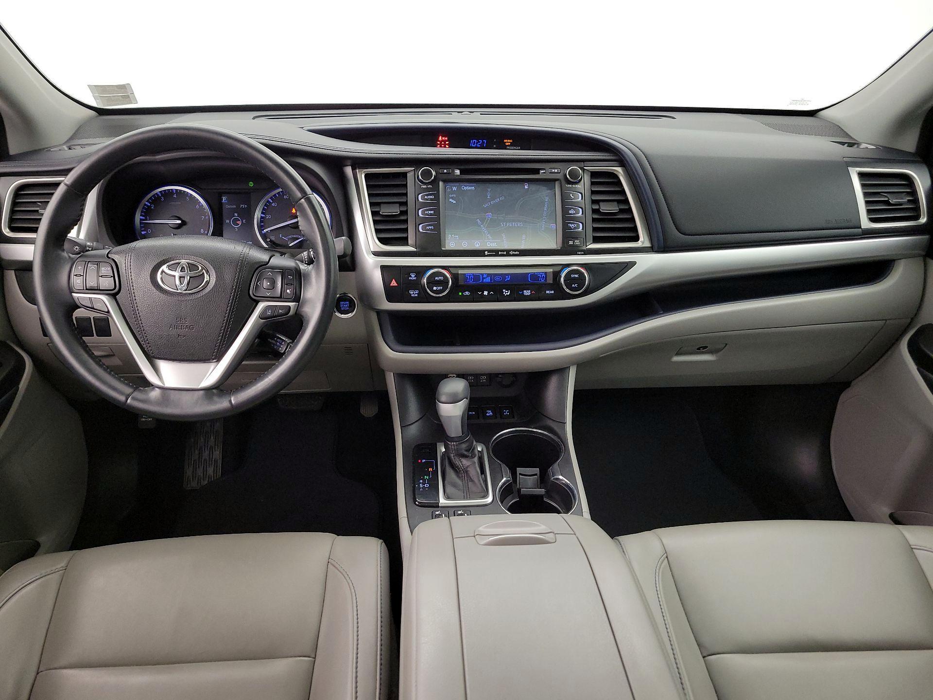 Thumbnail: 2018 Toyota Highlander - 9