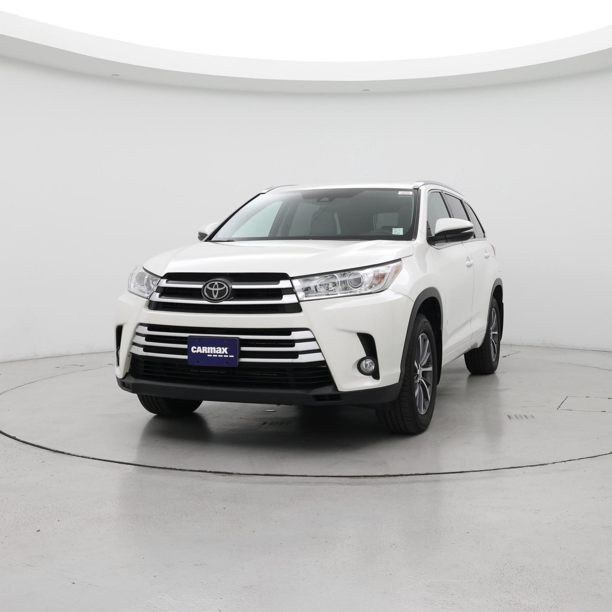 Thumbnail: 2018 Toyota Highlander - 4