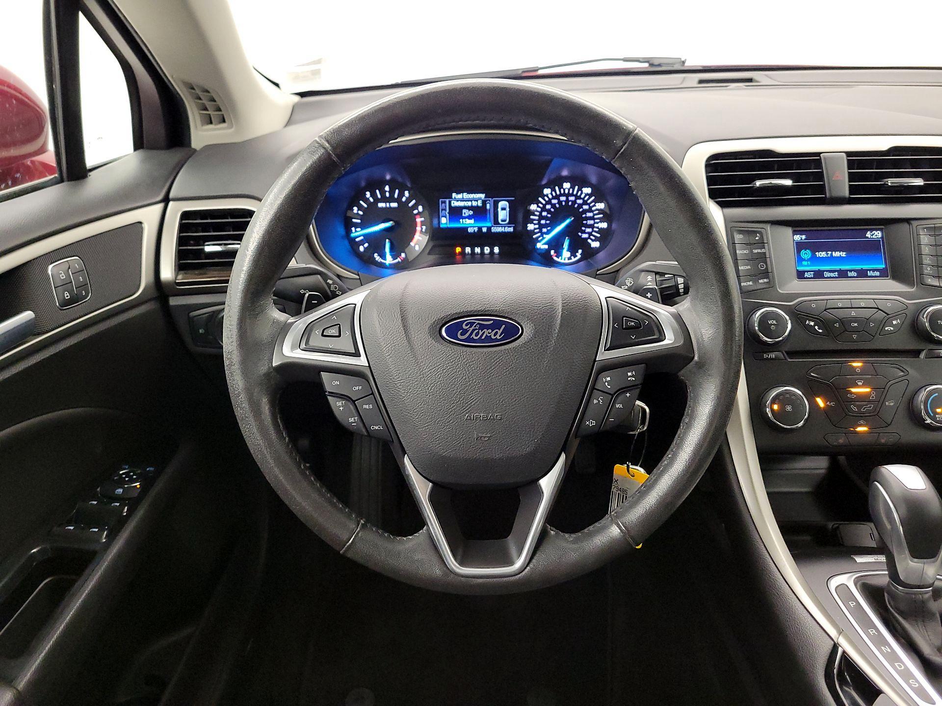 Thumbnail: 2014 Ford Fusion - 10