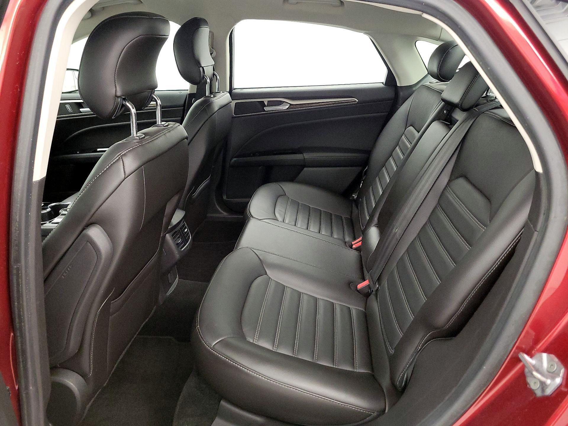Thumbnail: 2014 Ford Fusion - 19