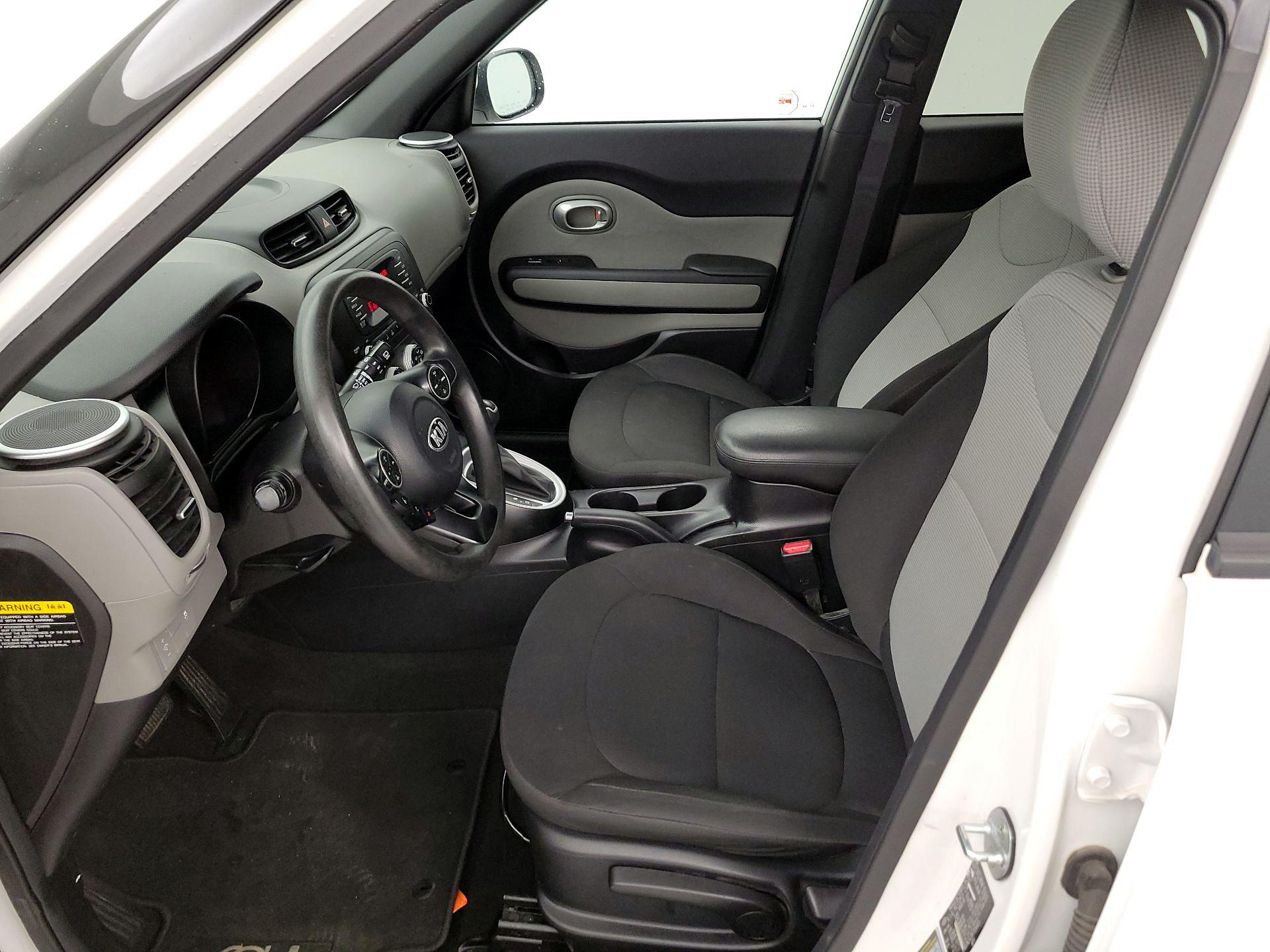 Thumbnail: 2015 Kia Soul - 11
