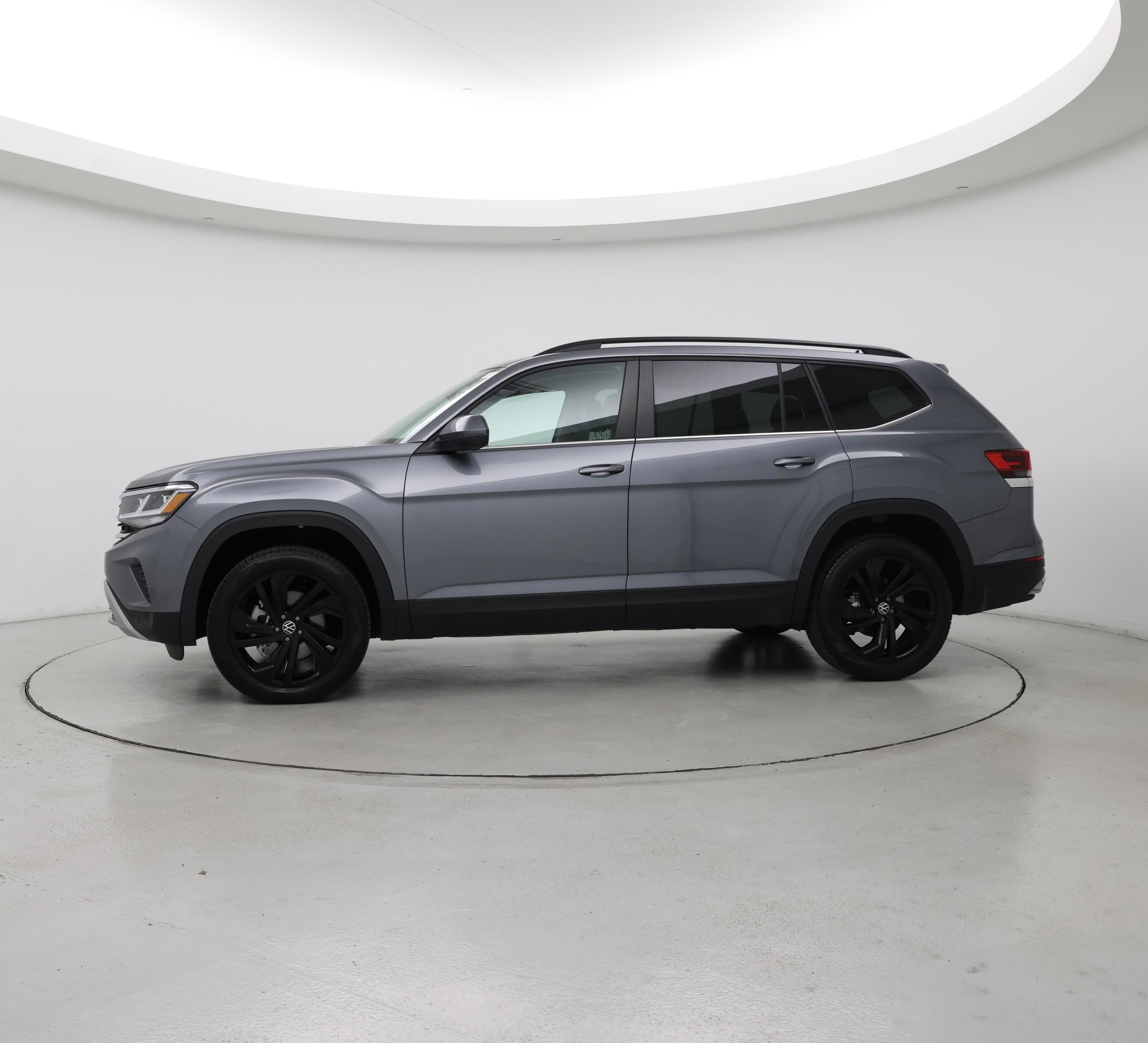 Thumbnail: 2022 Volkswagen Atlas - 3