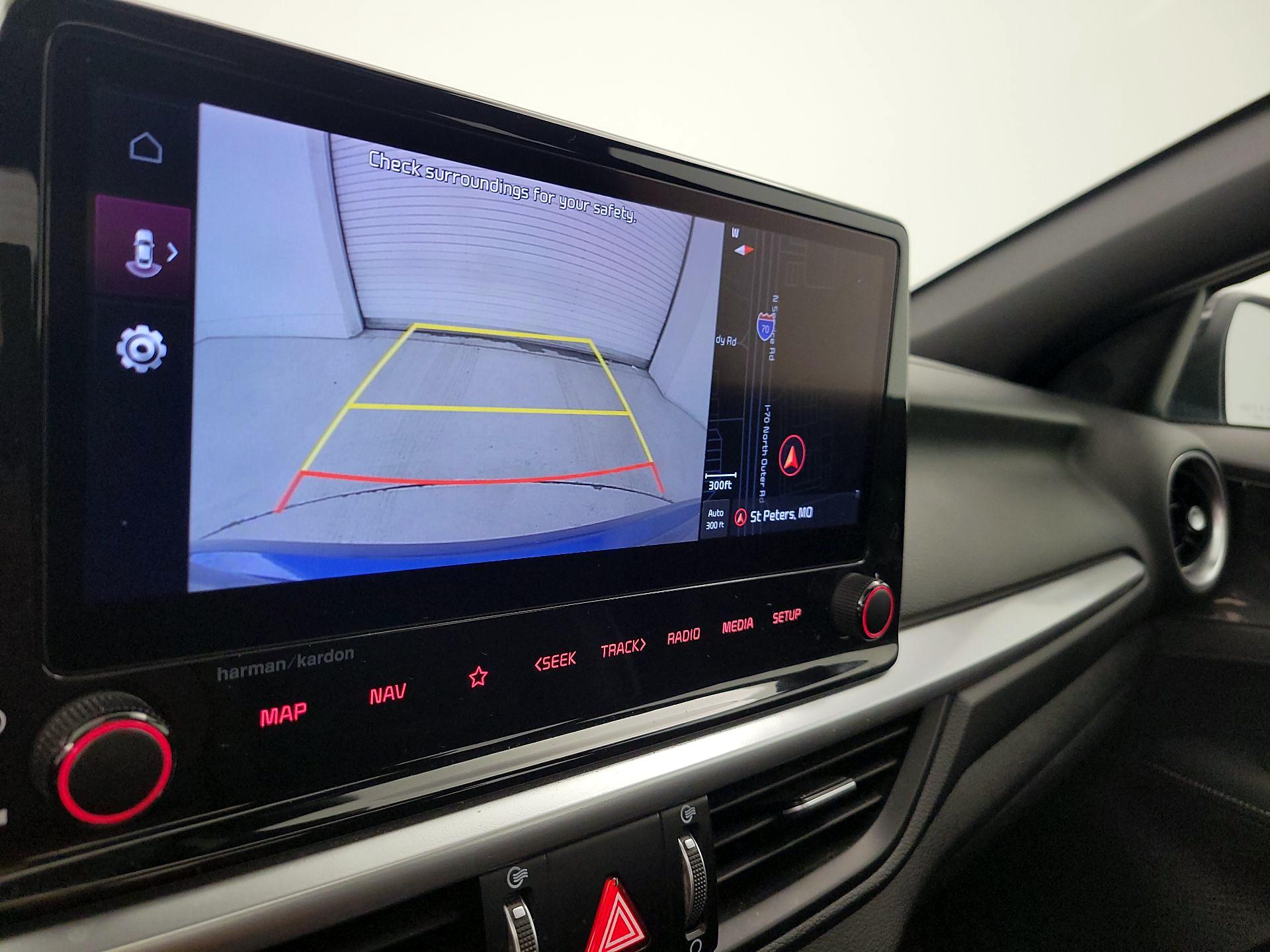 Thumbnail: 2022 Kia Forte - 15