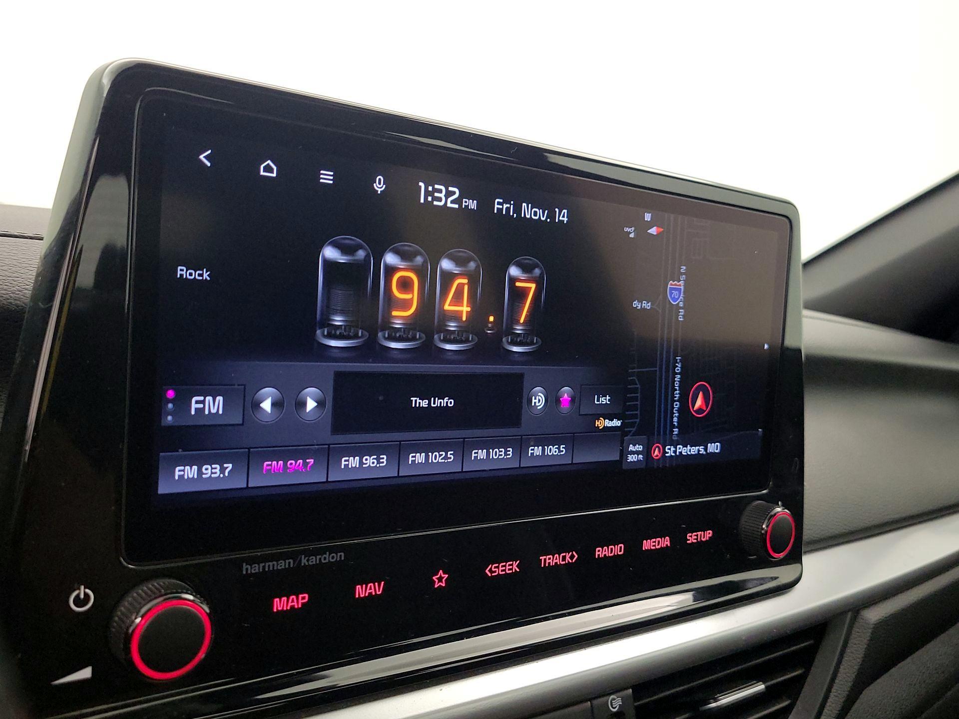 Thumbnail: 2022 Kia Forte - 16