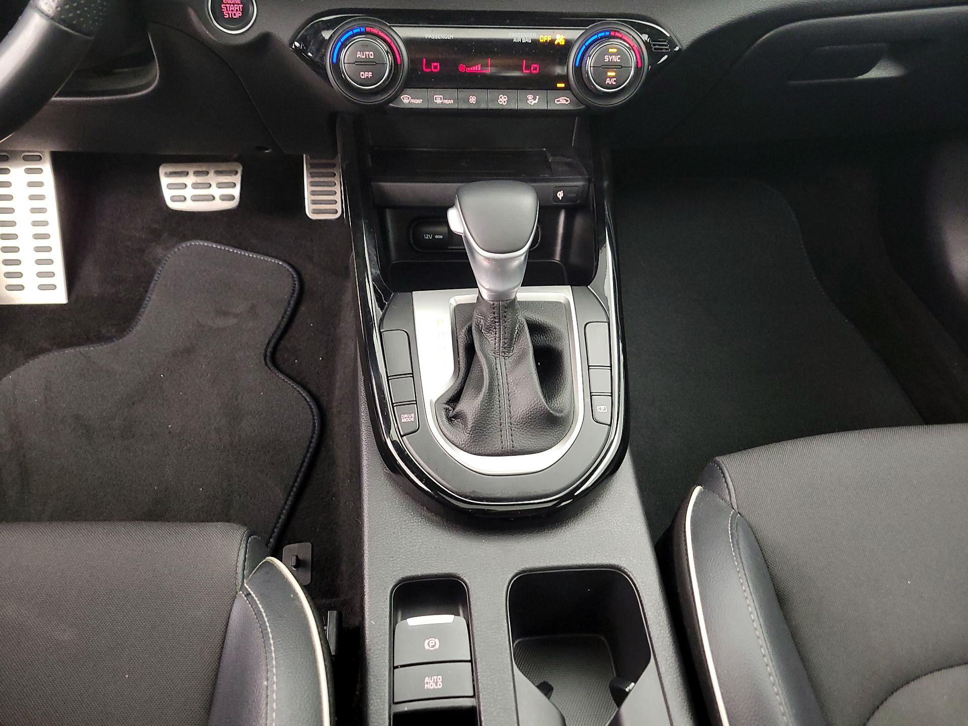 Thumbnail: 2022 Kia Forte - 18